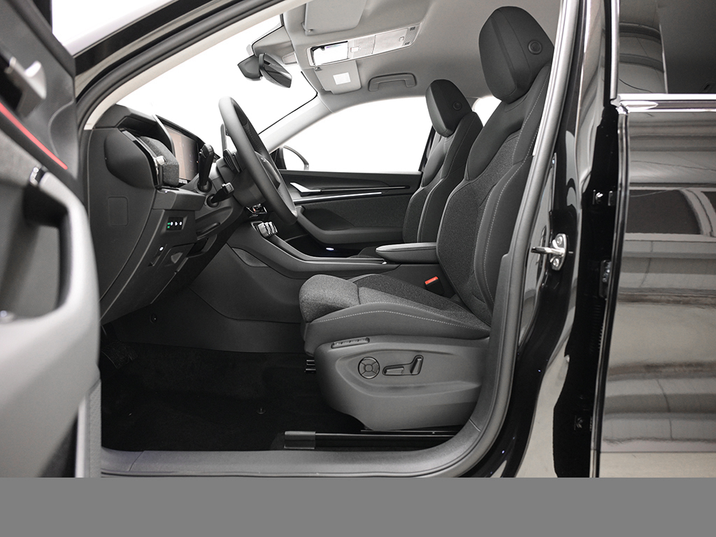 Skoda Kodiaq 2.0 SELECTION DSG AHK MATRIXLED KEYLESS