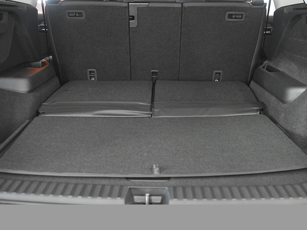 Skoda Kodiaq 2.0 SELECTION DSG AHK eKLAPPE MATRIXLED