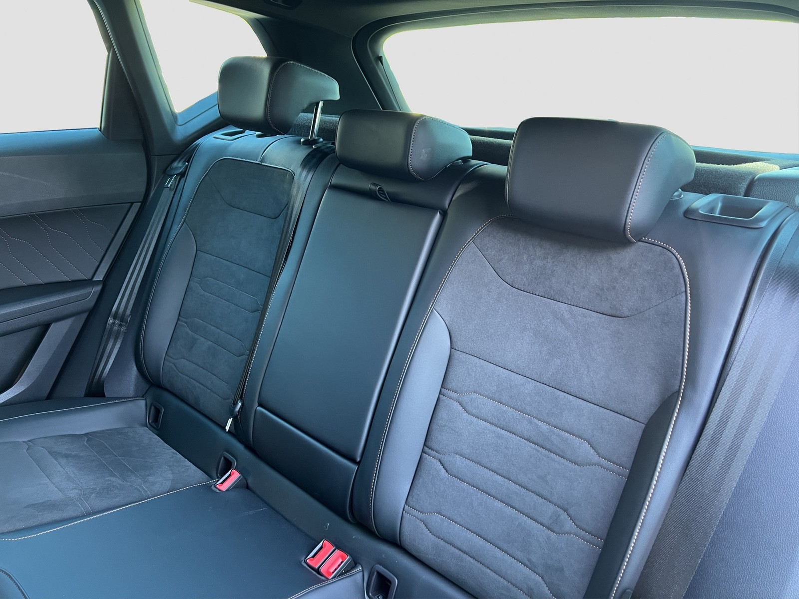 Cupra Ateca 2.0 VZ DSG 4DRIVE AHK NAV ACC 19LM CARPLAY