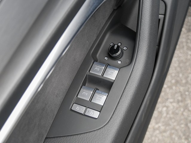 Audi A6 Avant 55 quattro S LINE BLACKPAK CAM ACC LM20
