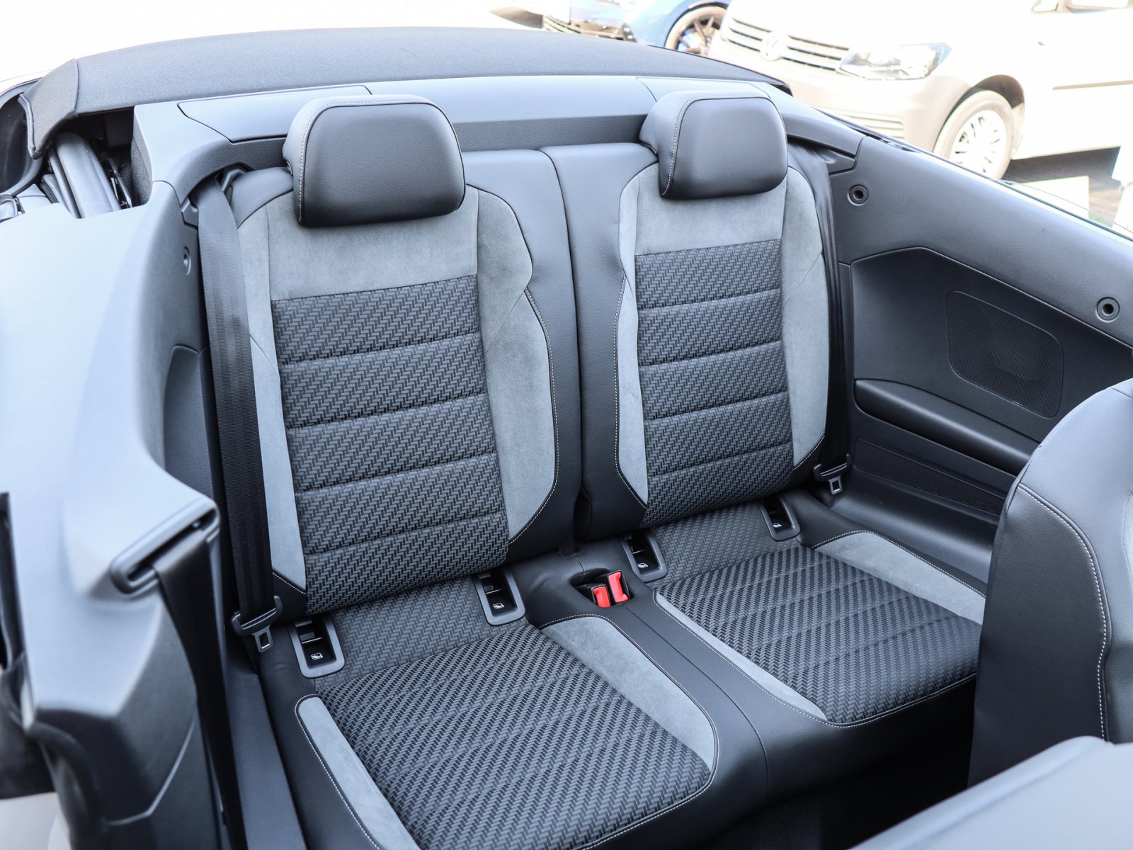 Volkswagen T-Roc Cabriolet 1.5 R-LINE BEATS CAM LM17 NAVI