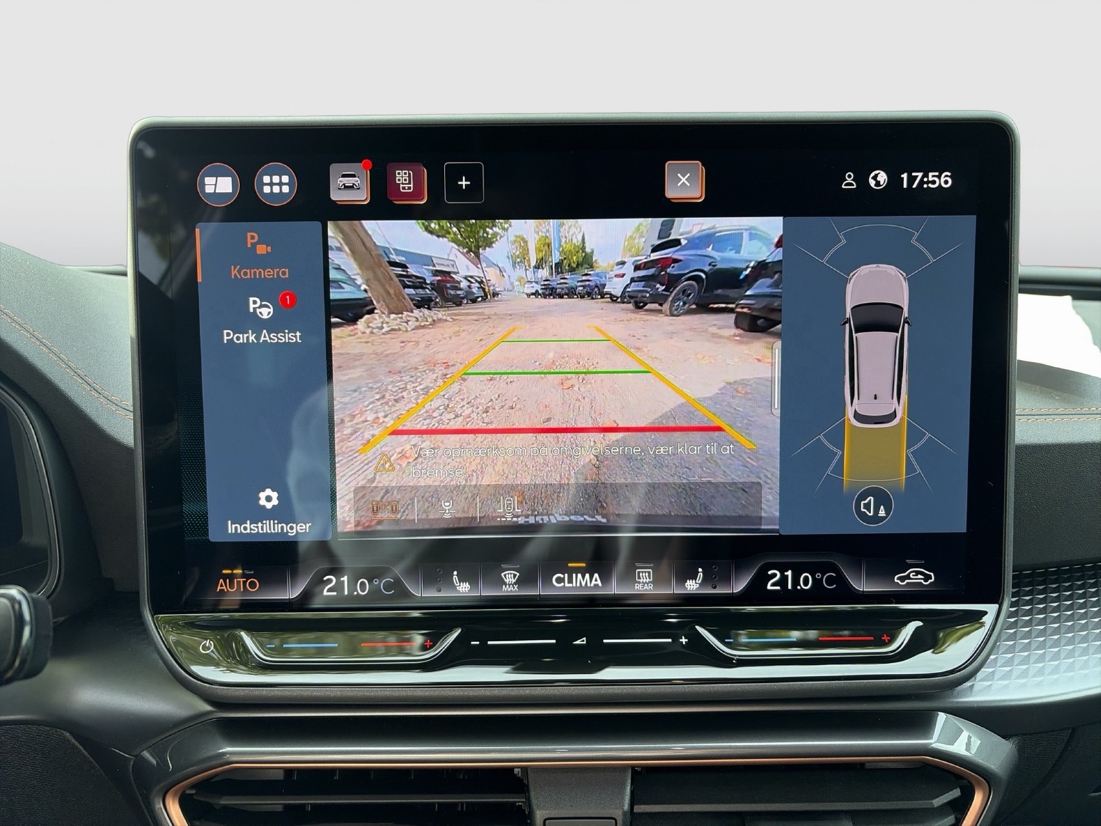 Cupra Leon ST 2.0 VZ 4X4 PANO SENNHEISER AHK CAM LM19