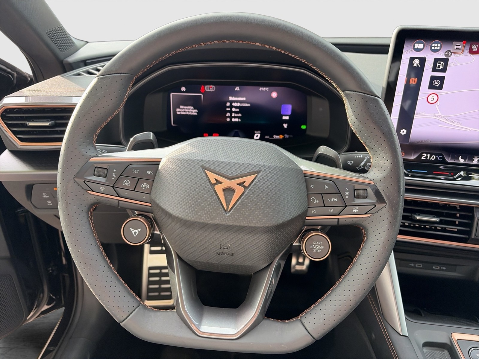 Cupra Leon ST 2.0 VZ 4X4 PANO SENNHEISER AHK CAM LM19