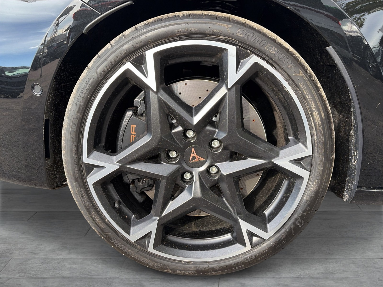 Cupra Leon ST 2.0 VZ 4X4 PANO SENNHEISER AHK CAM LM19