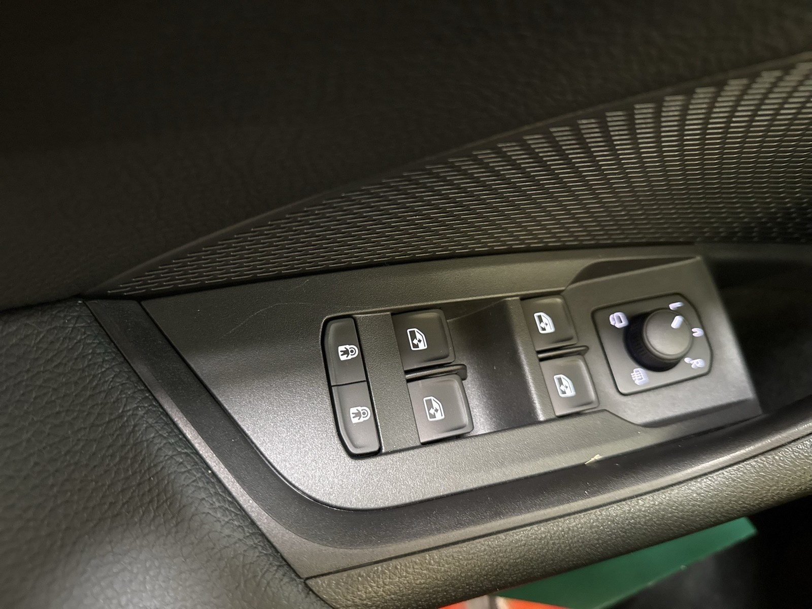 Skoda Octavia Combi 2.0 SELECTION AHK CAM ACC E-KLAPPE