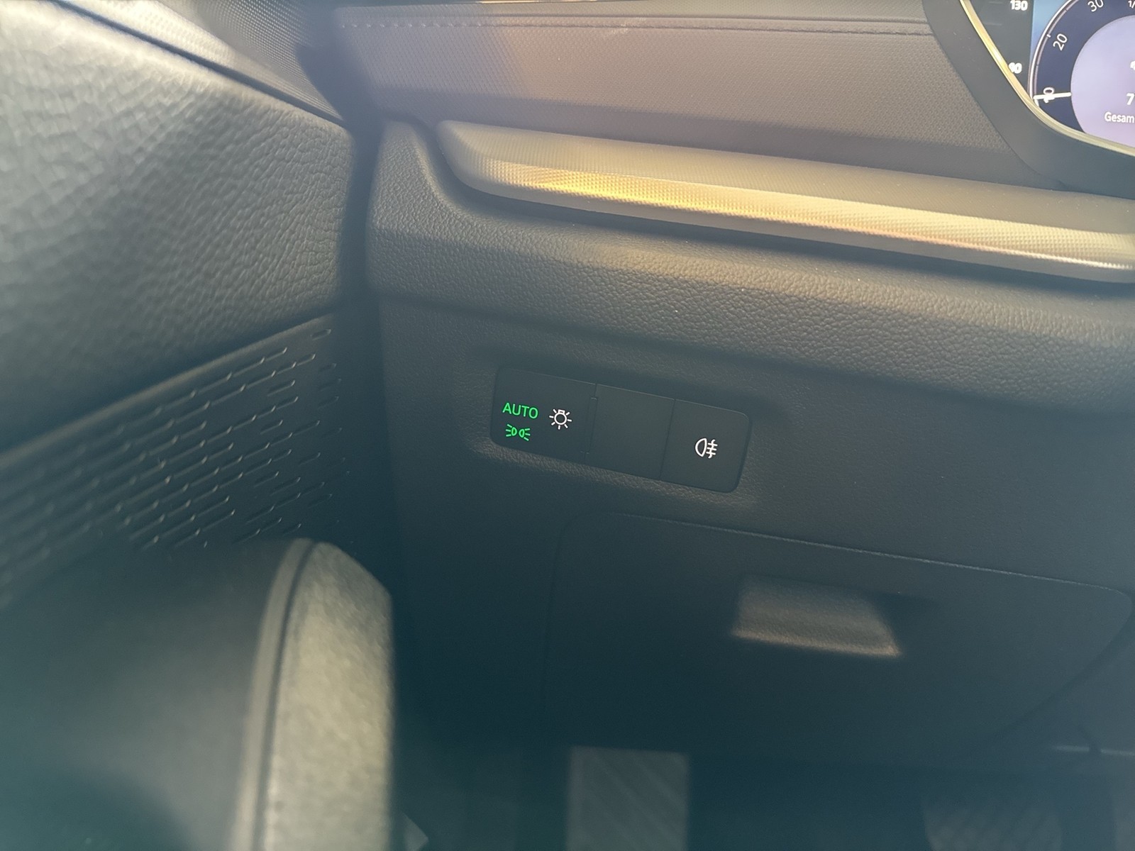 Skoda Octavia Combi 2.0 SELECTION AHK CAM ACC E-KLAPPE