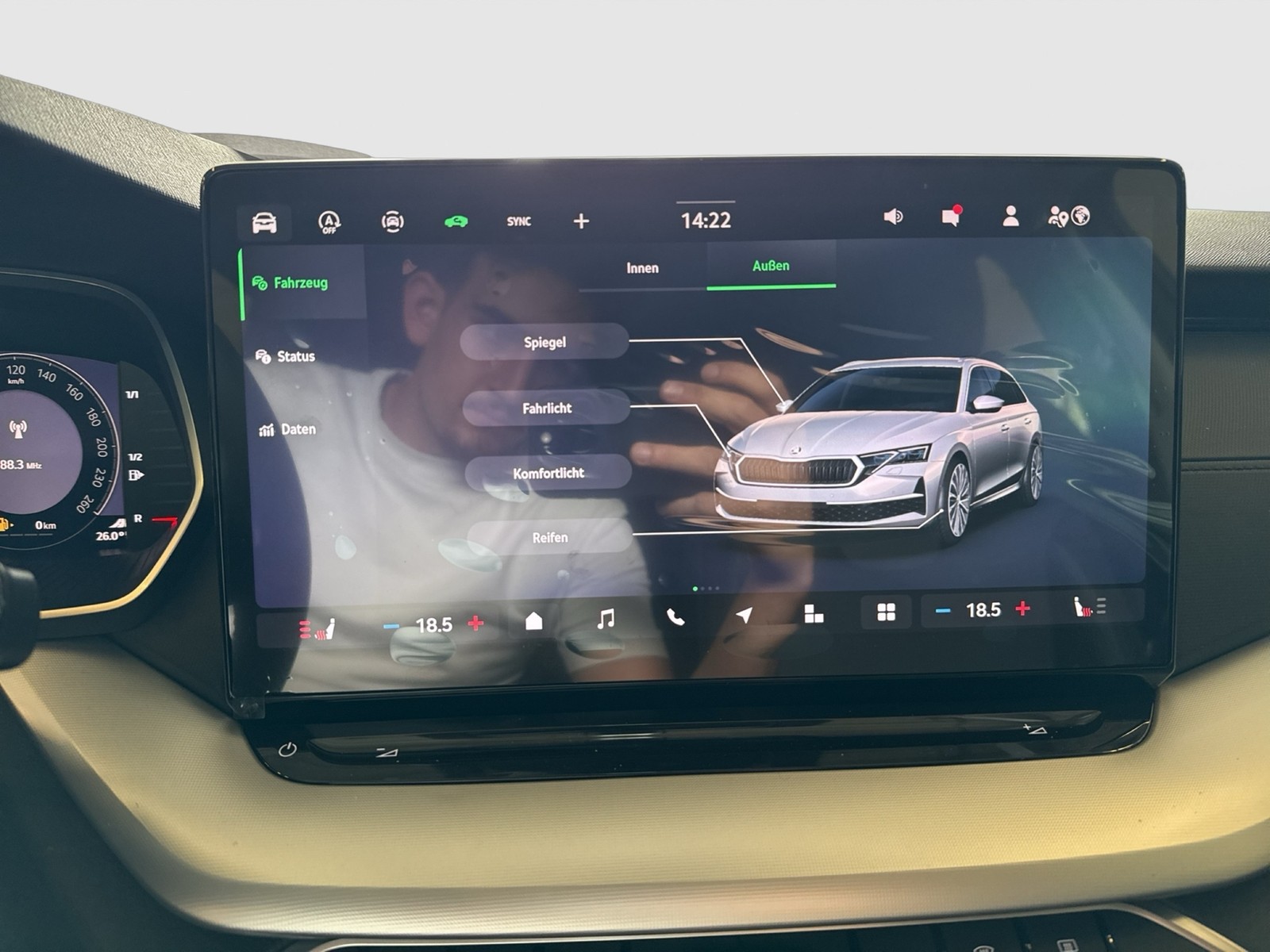 Skoda Octavia Combi 2.0 SELECTION AHK CAM ACC E-KLAPPE