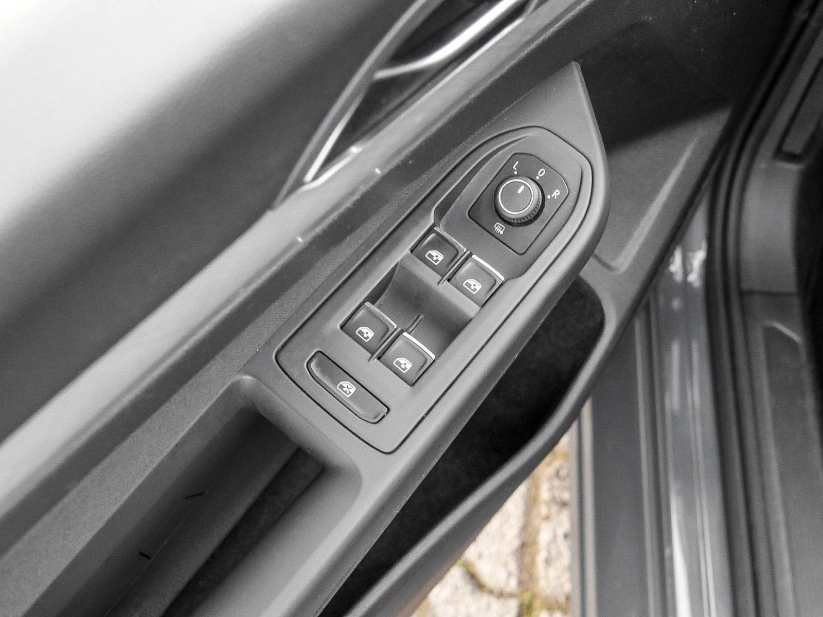 Volkswagen Golf Variant VIII 2.0 LIFE ACC ALU NAVI SITZHEIZ