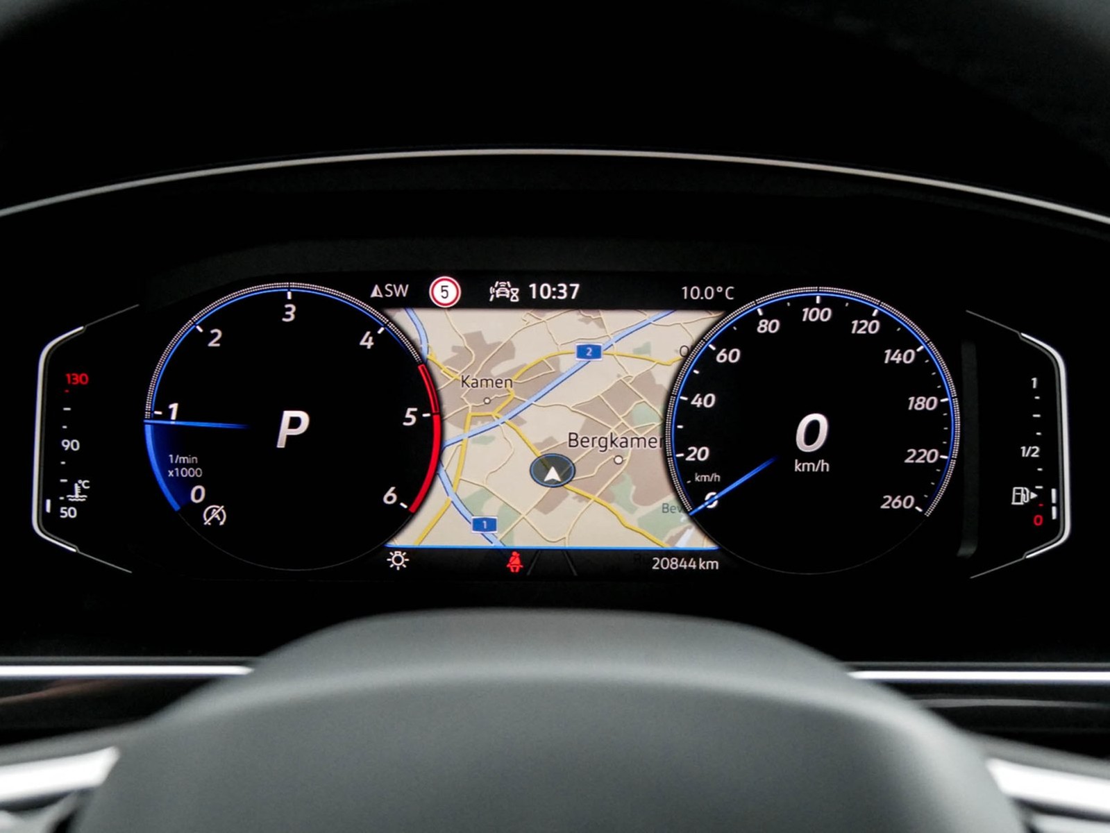 Volkswagen Tiguan 2.0 R-LINE LEDER STANDHZ AHK CAM ACC LM19