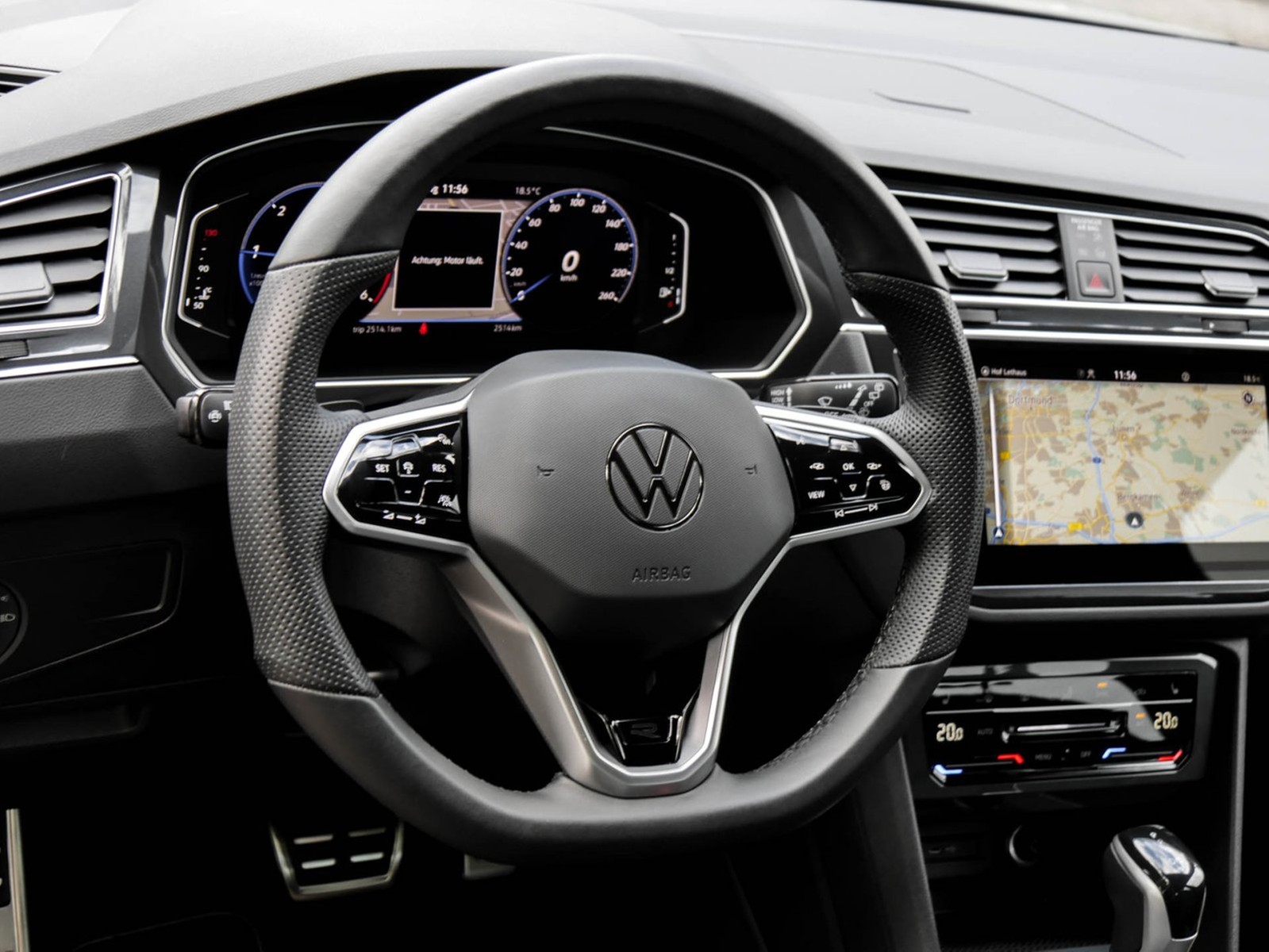 Volkswagen Tiguan 2.0 R-LINE LEDER STANDHZ AHK CAM ACC LM19