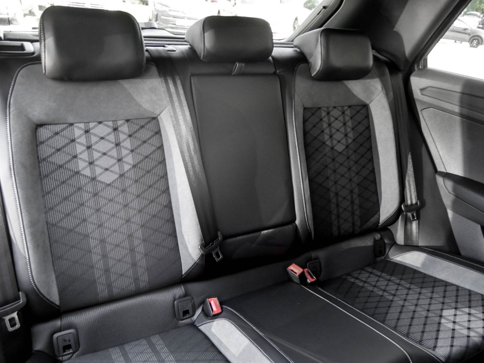 Volkswagen T-Roc 1.0 R-LINE