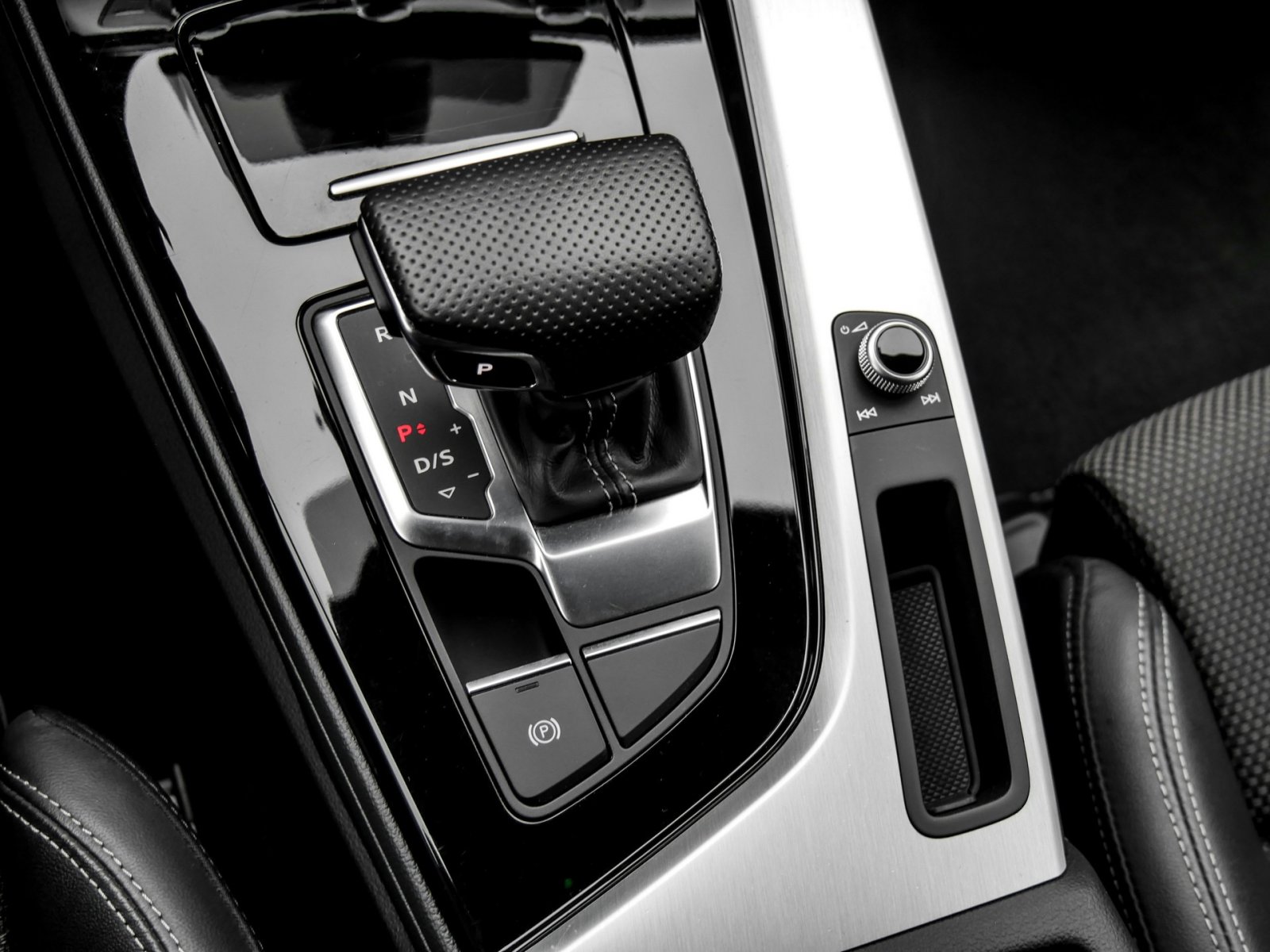 Audi A5 Sportback 50 quattro S LINE BLACKPAK LM19