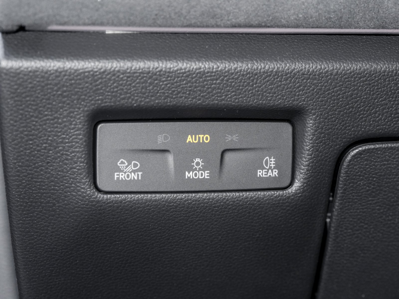 Volkswagen Passat Variant 2.0 TDI R-LINE DSG