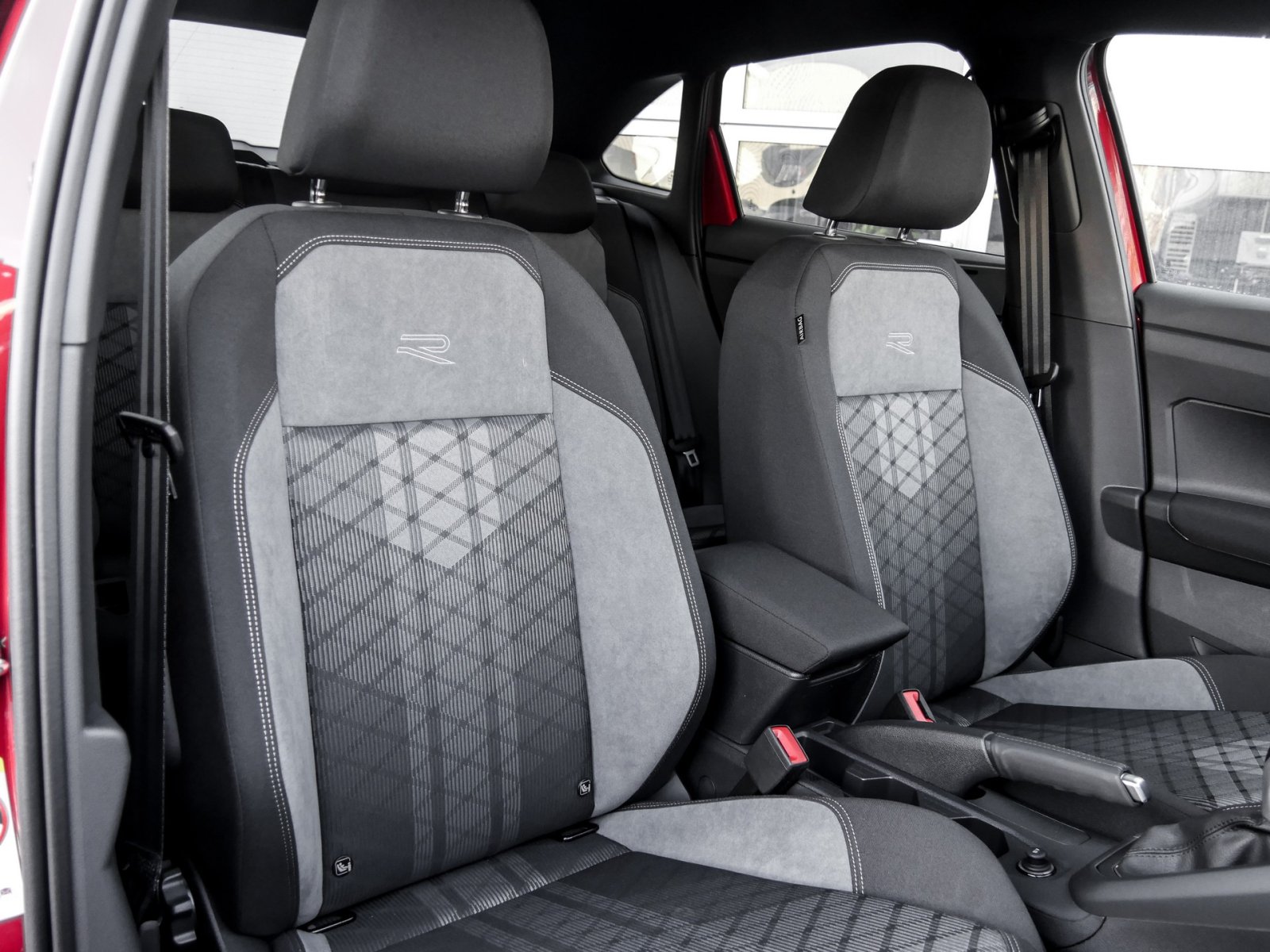 Volkswagen Taigo 1.5 R-LINE DSG