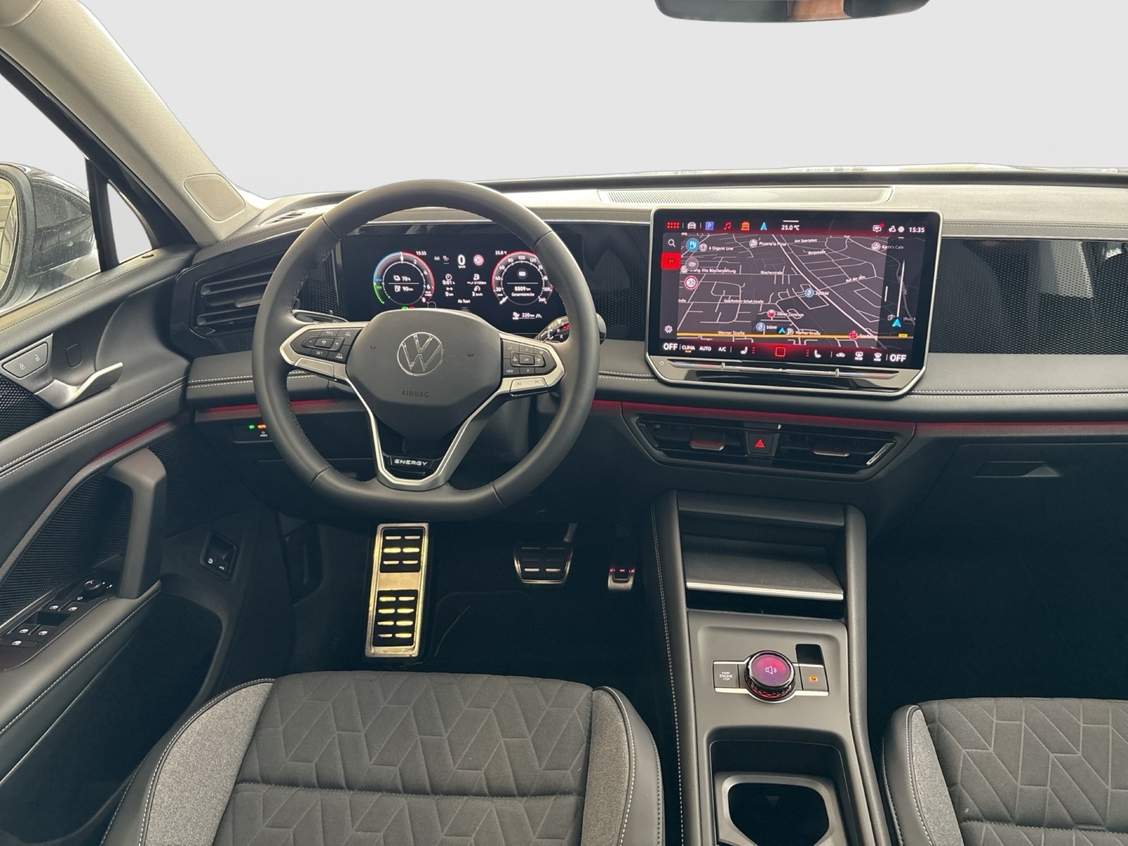 Volkswagen Tiguan 1.5 HYBRID ENERGY 360CAM ACC LM18 EKLAPPE
