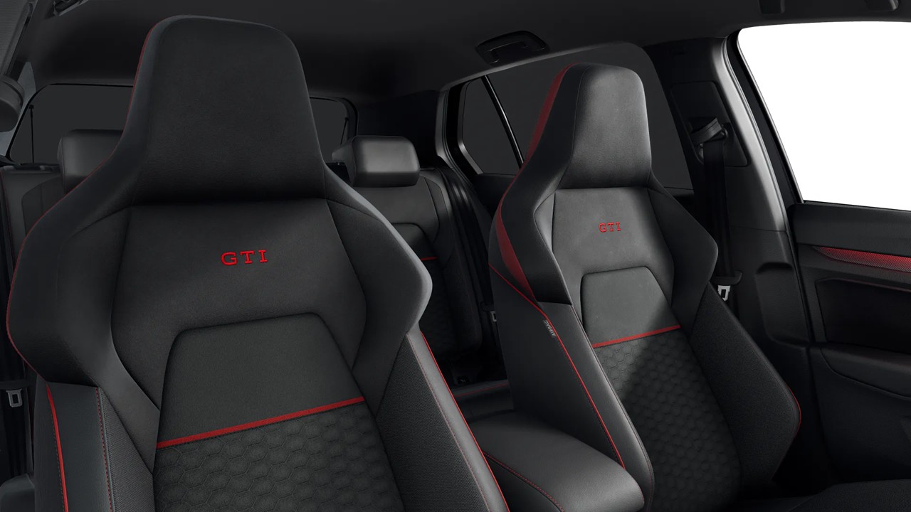 Volkswagen Golf VIII 2.0 GTI CLUBSPORT CAM ACC LM18 HEAD-UP