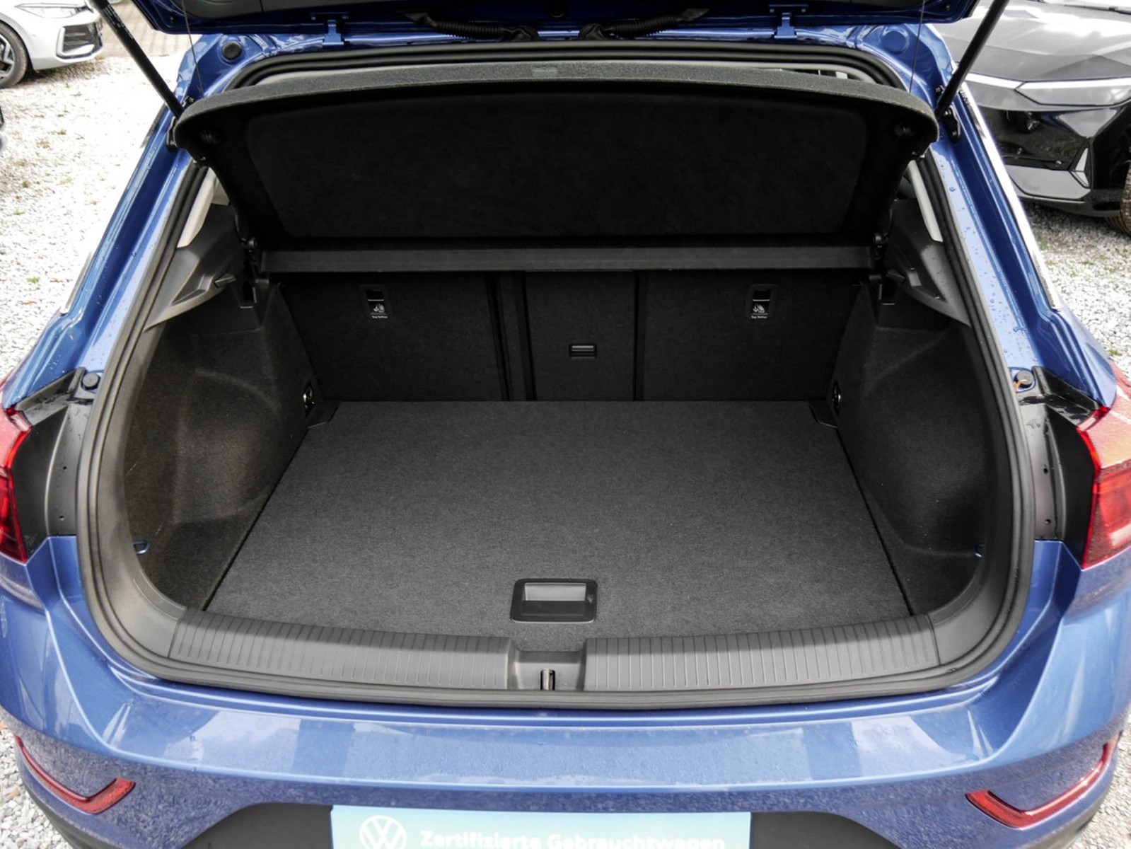 Volkswagen T-Roc 1.5 LIFE NAVI ALU CARPLAY SITZHEIZUNG LED