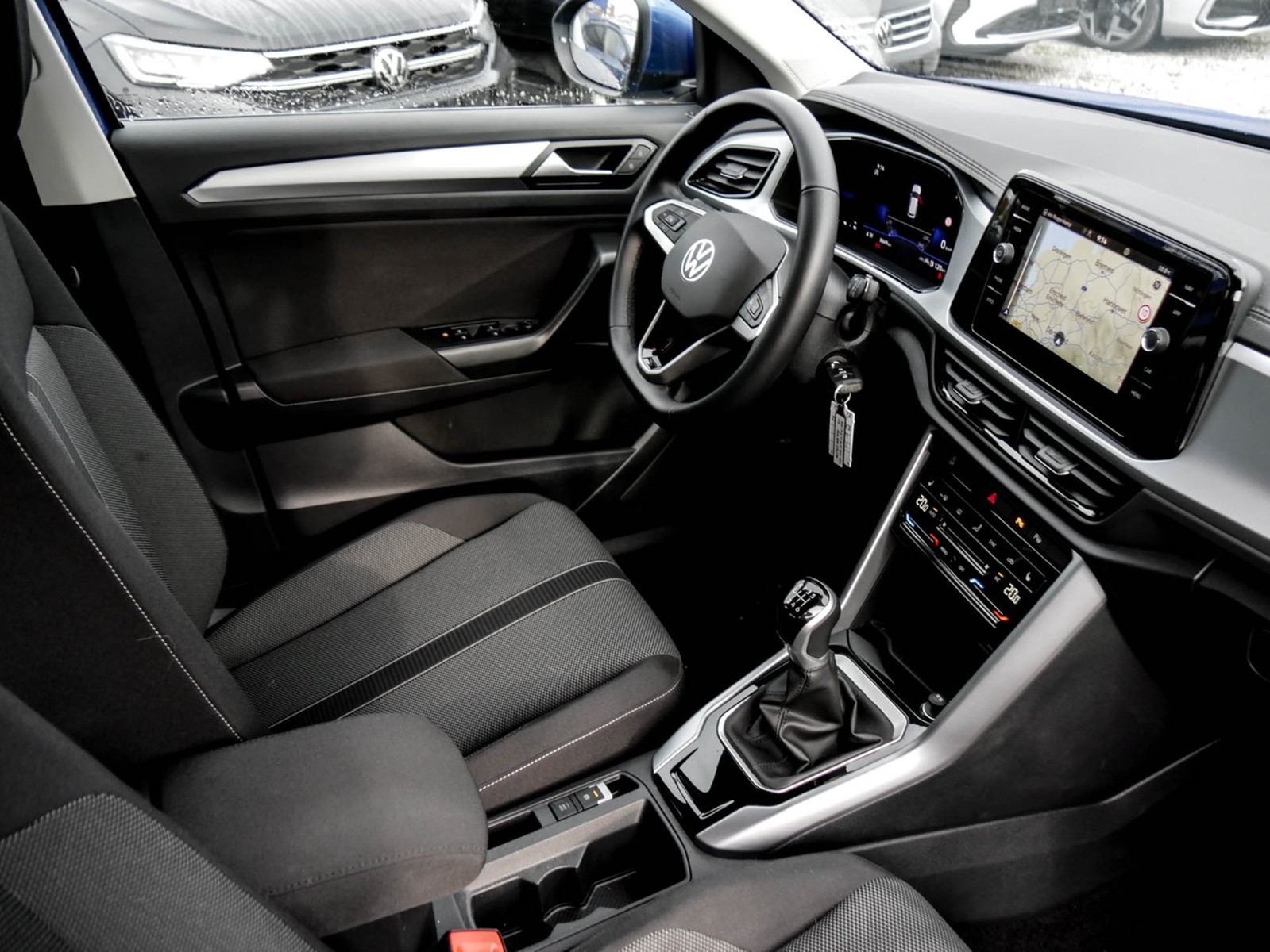 Volkswagen T-Roc 1.5 LIFE NAVI ALU CARPLAY SITZHEIZUNG LED