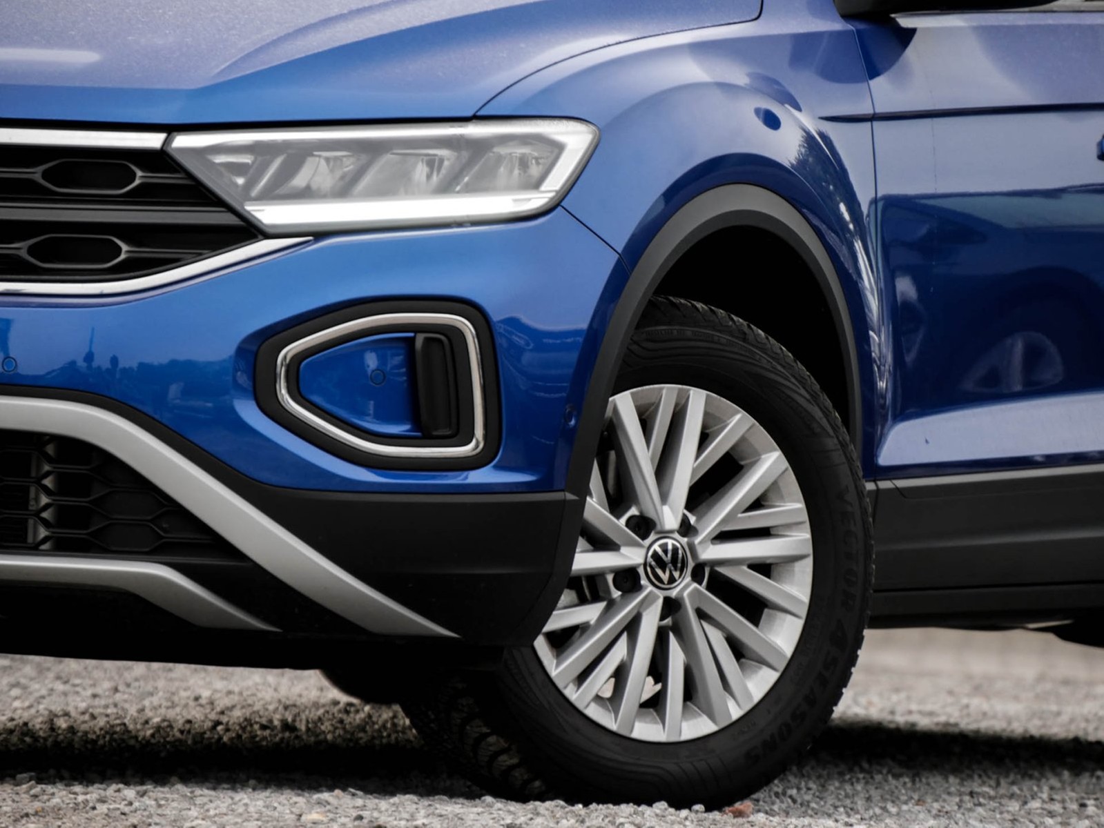 Volkswagen T-Roc 1.5 LIFE NAVI ALU CARPLAY SITZHEIZUNG LED