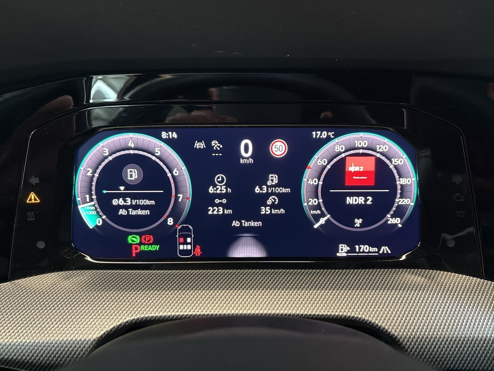 Volkswagen Golf VIII 1.5 eTSI R-LINE BLACK STYLE CAM ACC