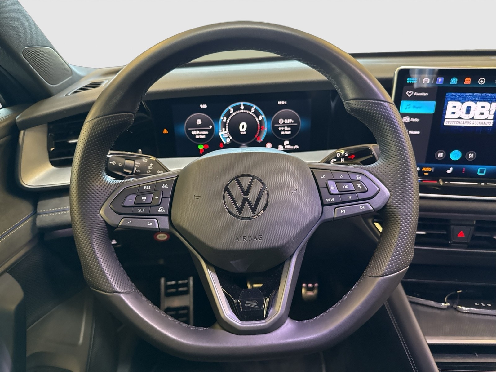 Volkswagen Tayron 2.0 R-LINE BLACKSTYLE 4X4 AHK 360CAM LM20