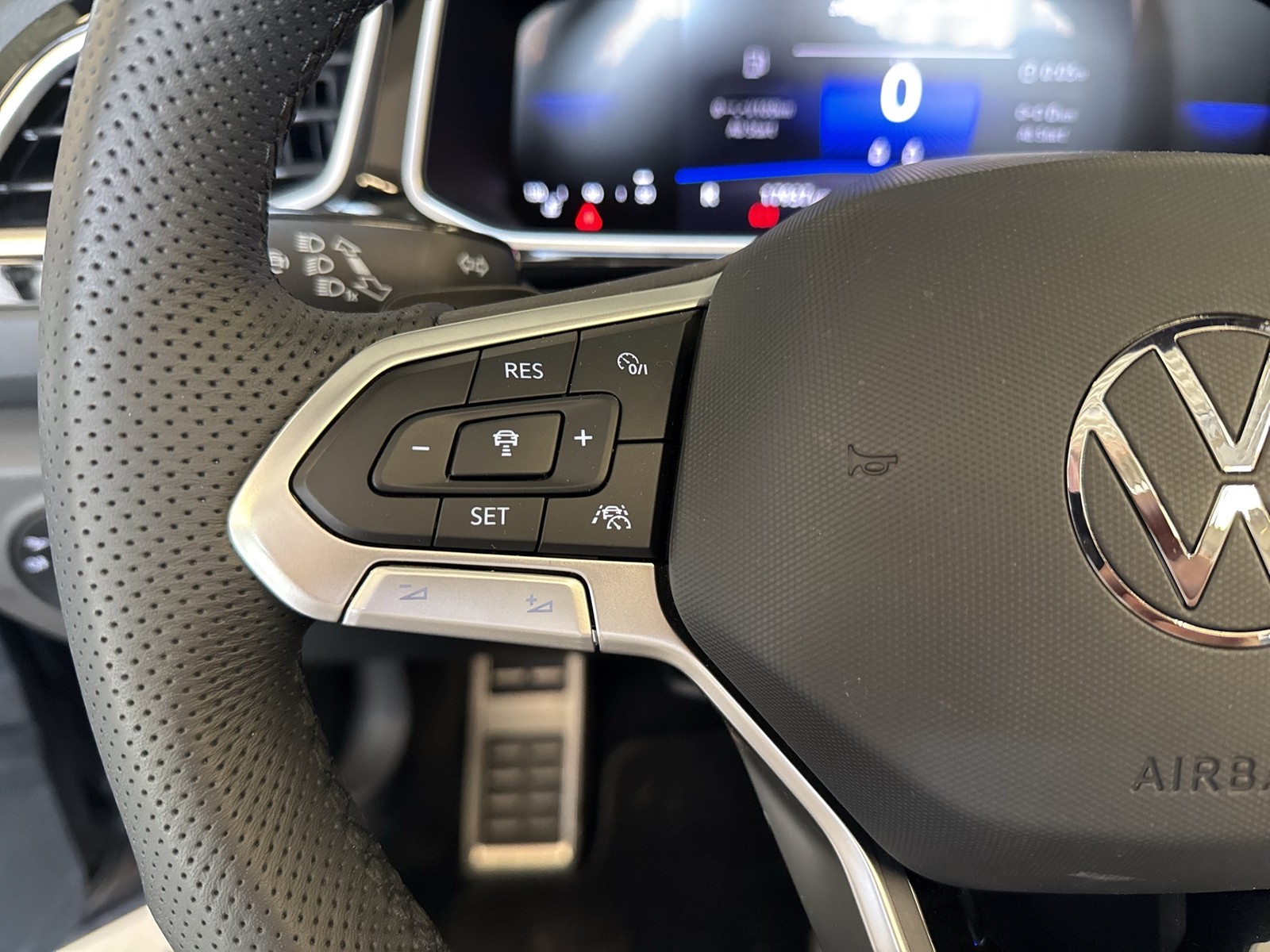 Volkswagen T-Roc Cabriolet 1.5 R-LINE AHK ACC LM17 LED+ NAVI