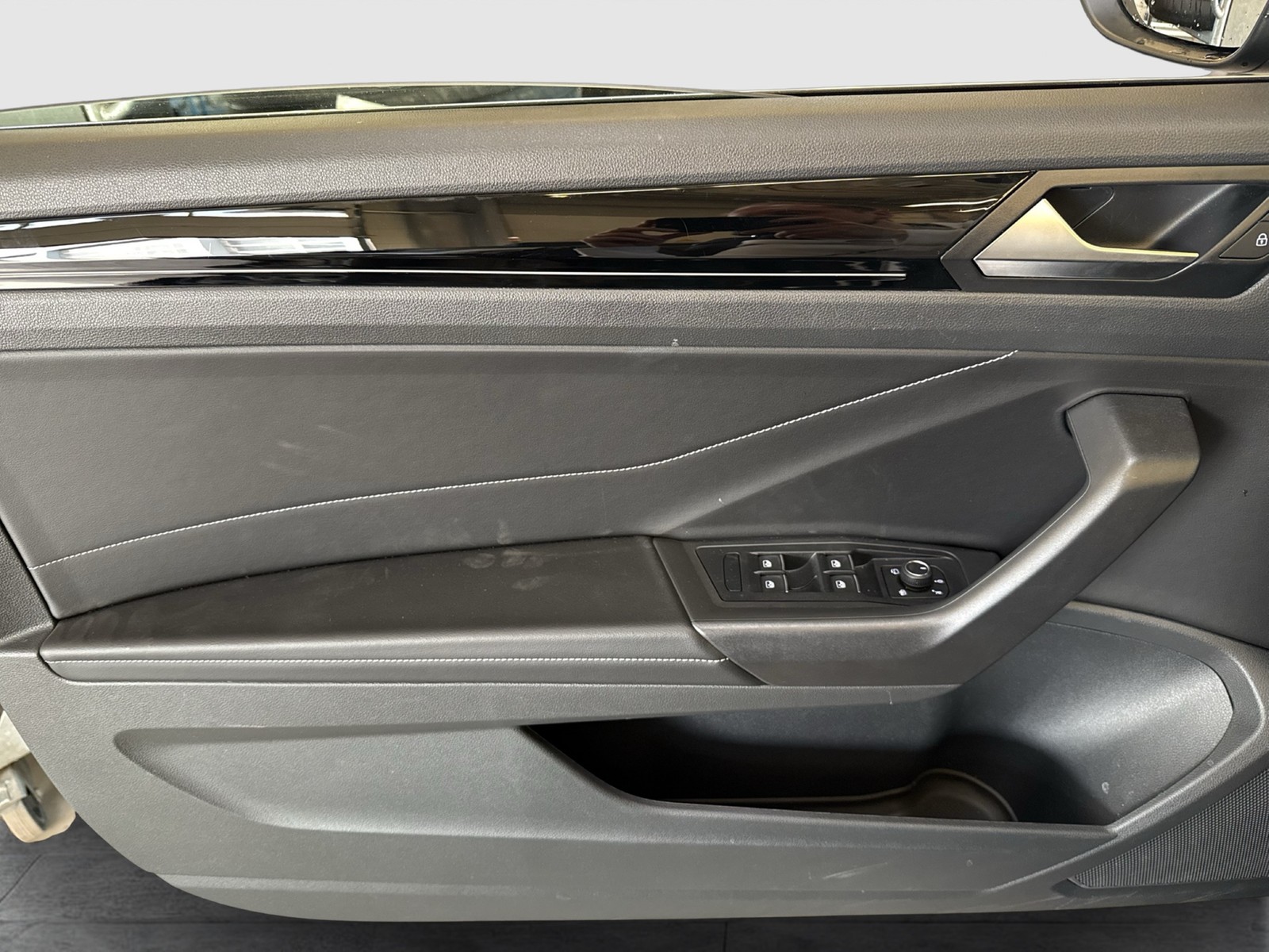 Volkswagen T-Roc Cabriolet 1.5 R-LINE AHK ACC LM17 LED+ NAVI