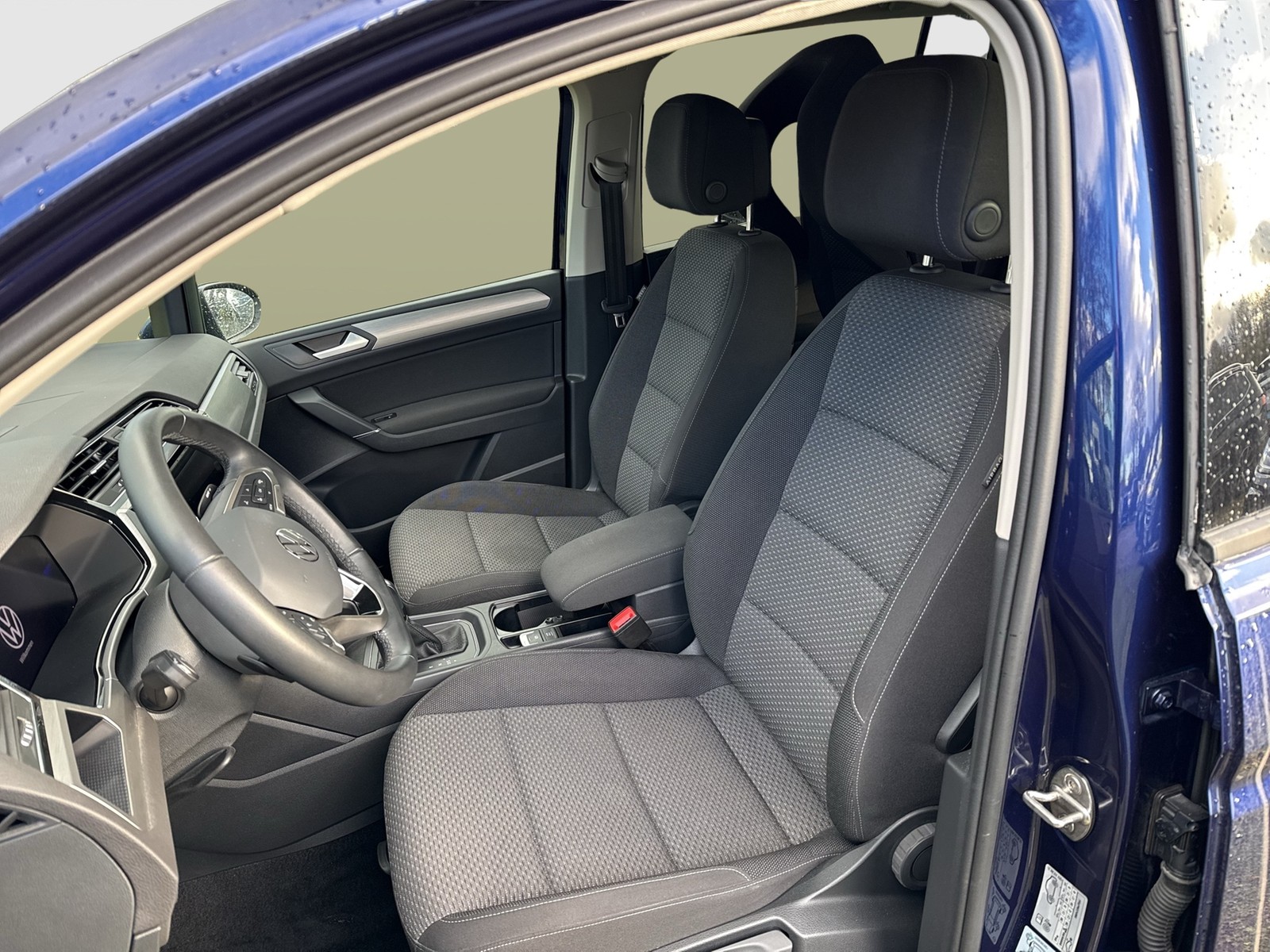 Volkswagen Touran 2.0 COMFORTLINE 7SITZE STANDHZ. ACC NAVI