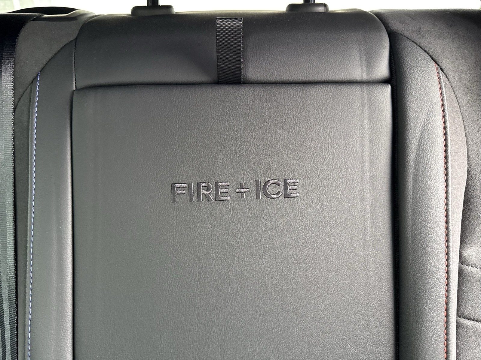 Volkswagen ID.3 GTX FIRE+ICE WÄRMEPUMPE HARMAN KARDON LM20