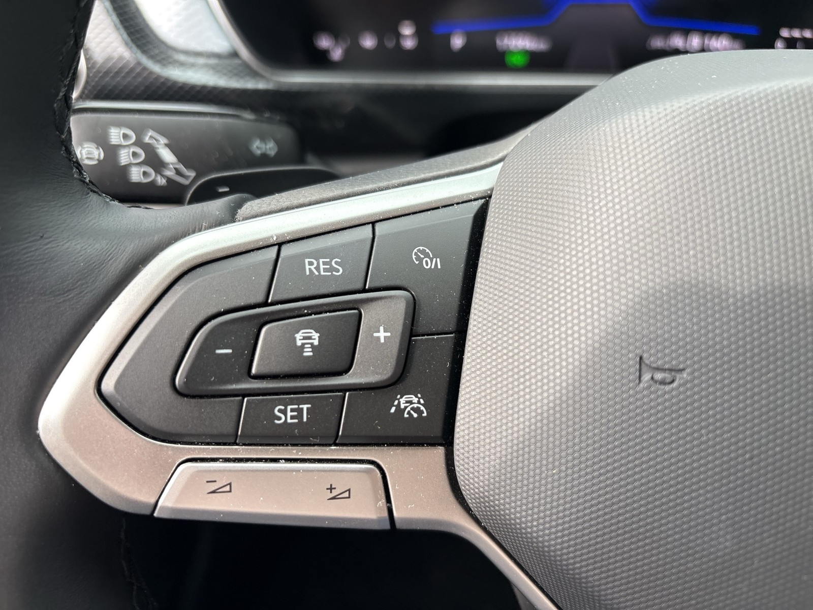 Volkswagen T-Cross 1.5 GOAL ACC LM17 CARPLAY SITZHEIZUNG