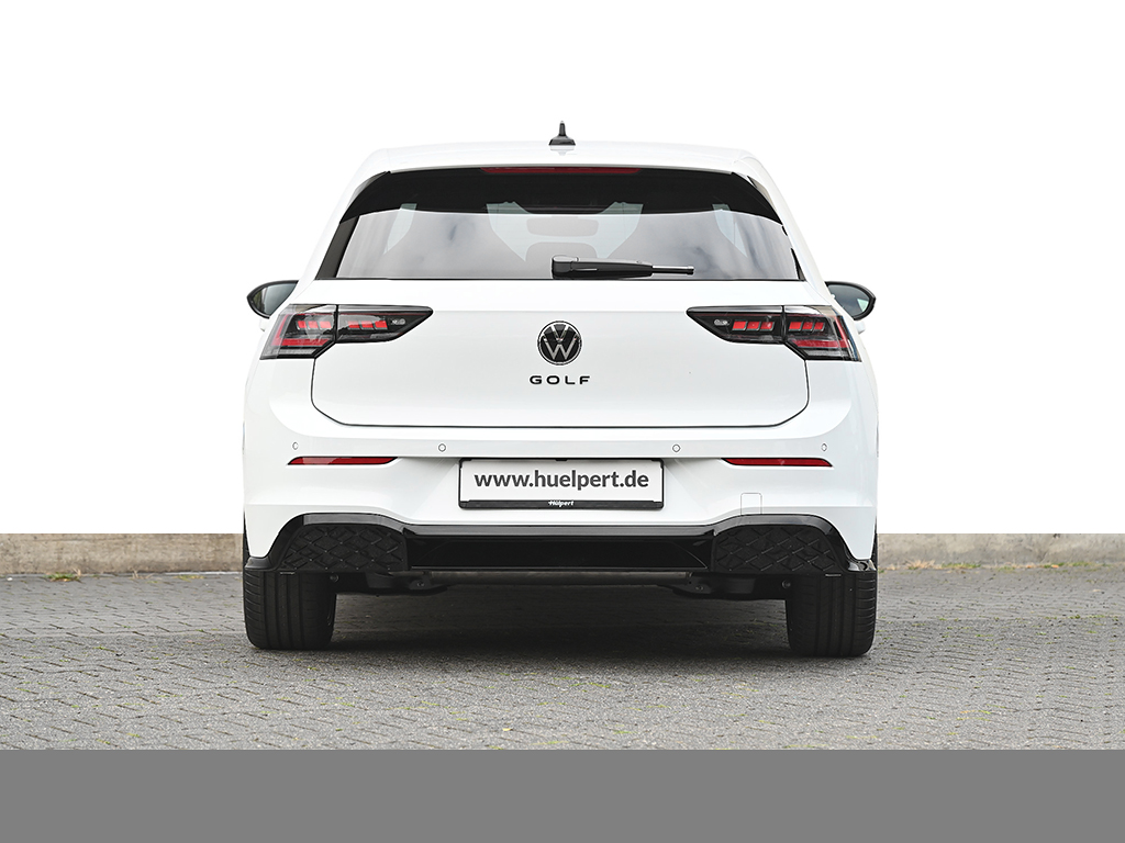 Volkswagen Golf 1.5 R-LINE DSG BLACKSTYLE PANO MATRIXLED