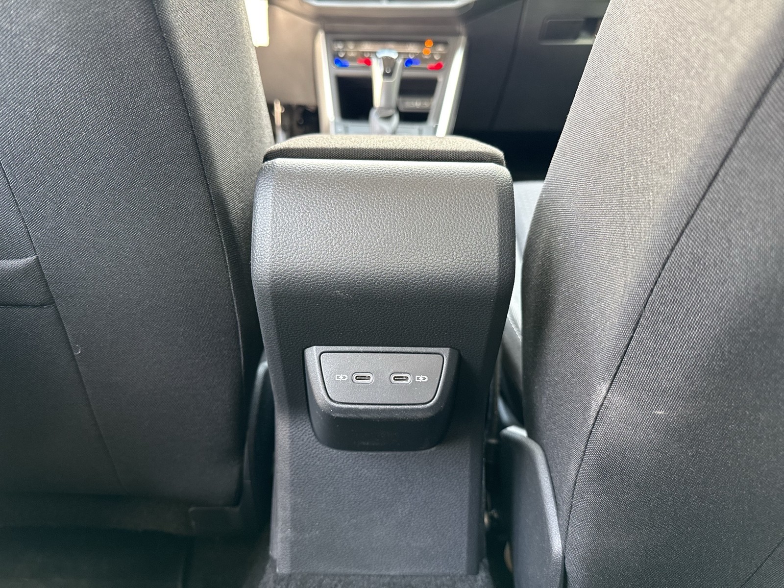 Volkswagen Taigo 1.5 LIFE NAVI LM17 CARPLAY SITZHEIZUNG LED