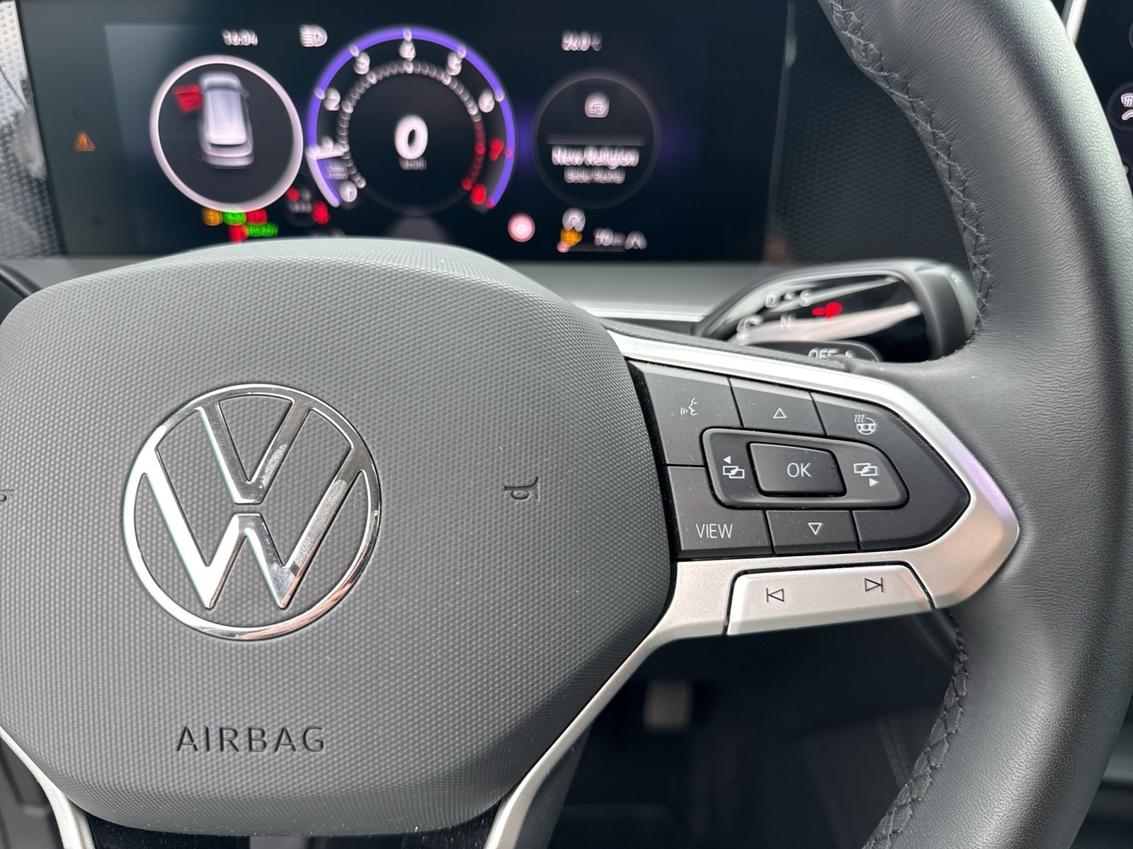 Volkswagen Tayron 1.5 eTSI LIFE AHK CAM ACC LM18 CARPLAY