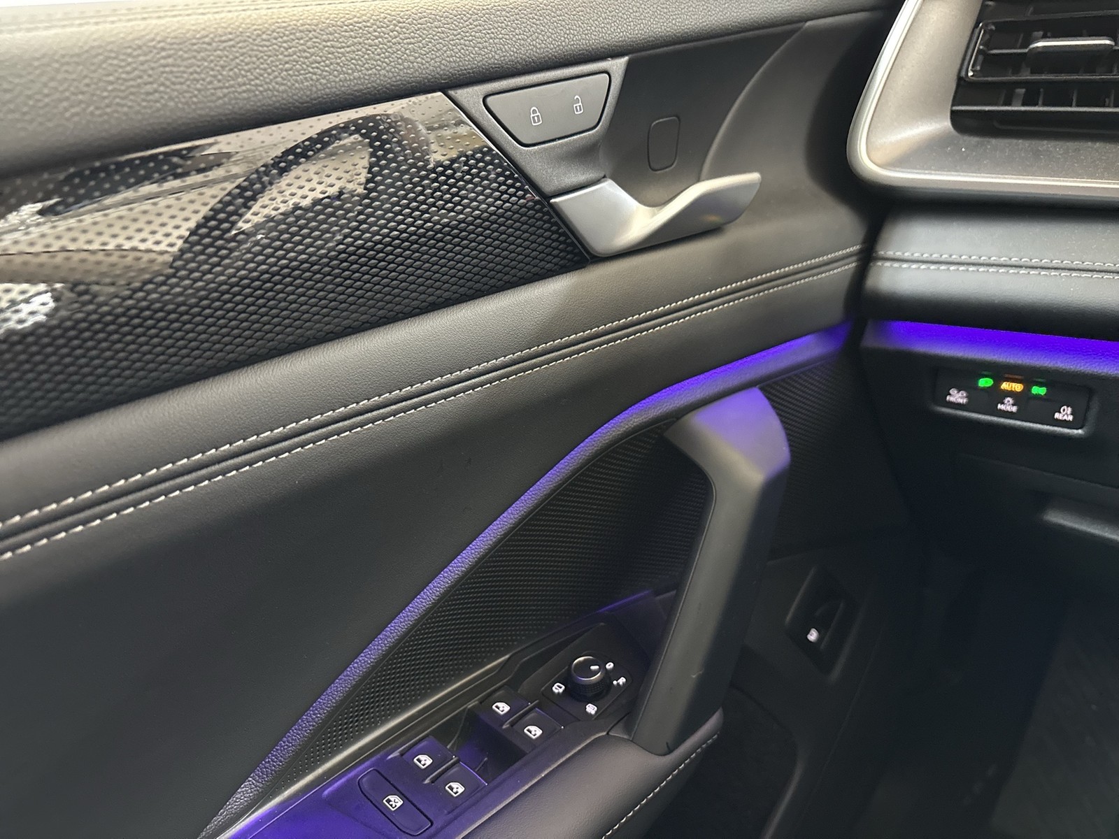 Volkswagen Tayron 1.5 HYBRID LIFE AHK CAM ACC LM18 LED+ NAVI