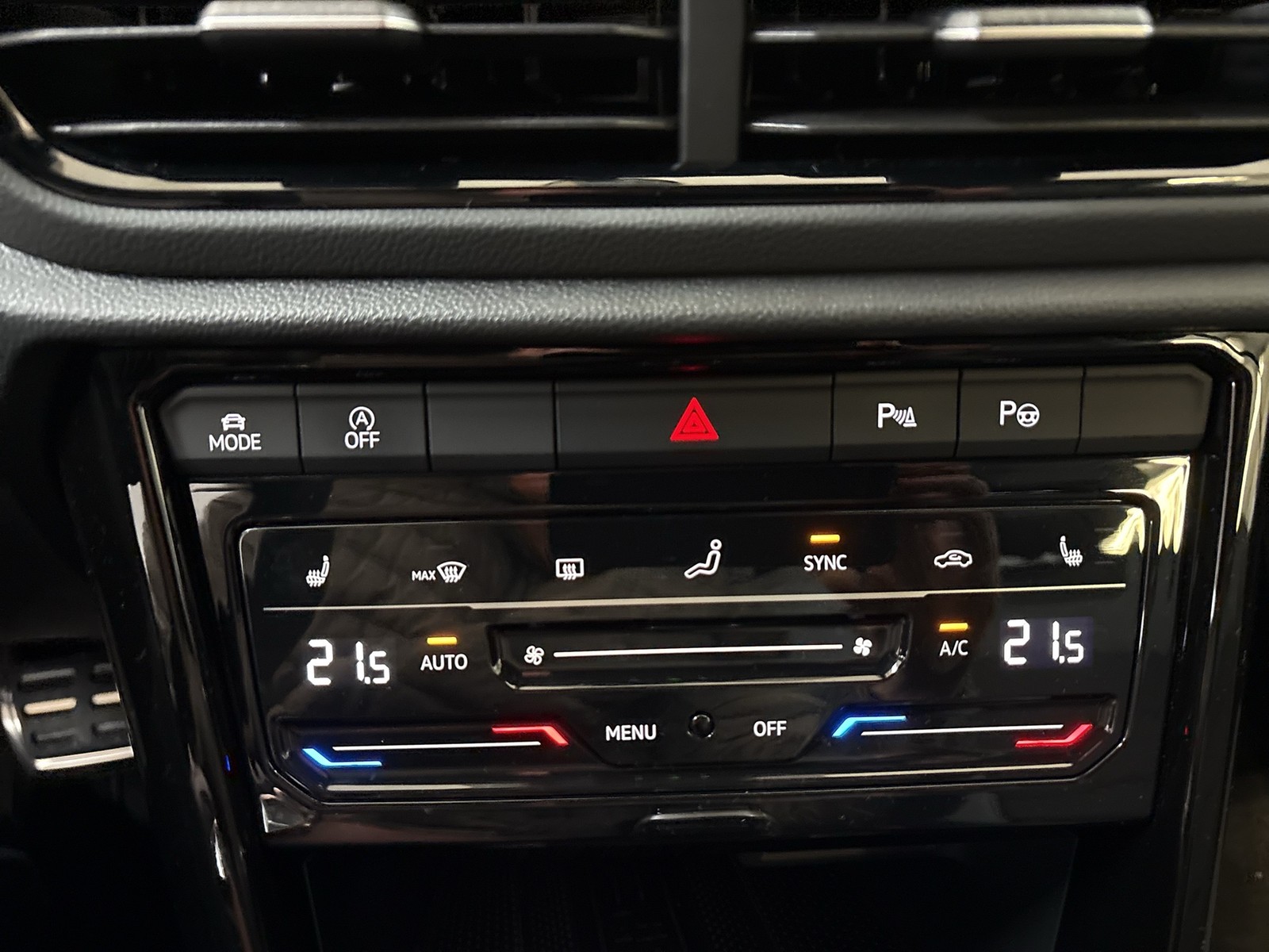 Volkswagen T-Roc Cabriolet 1.5 R-LINE BLACK STYLE ACC LM19