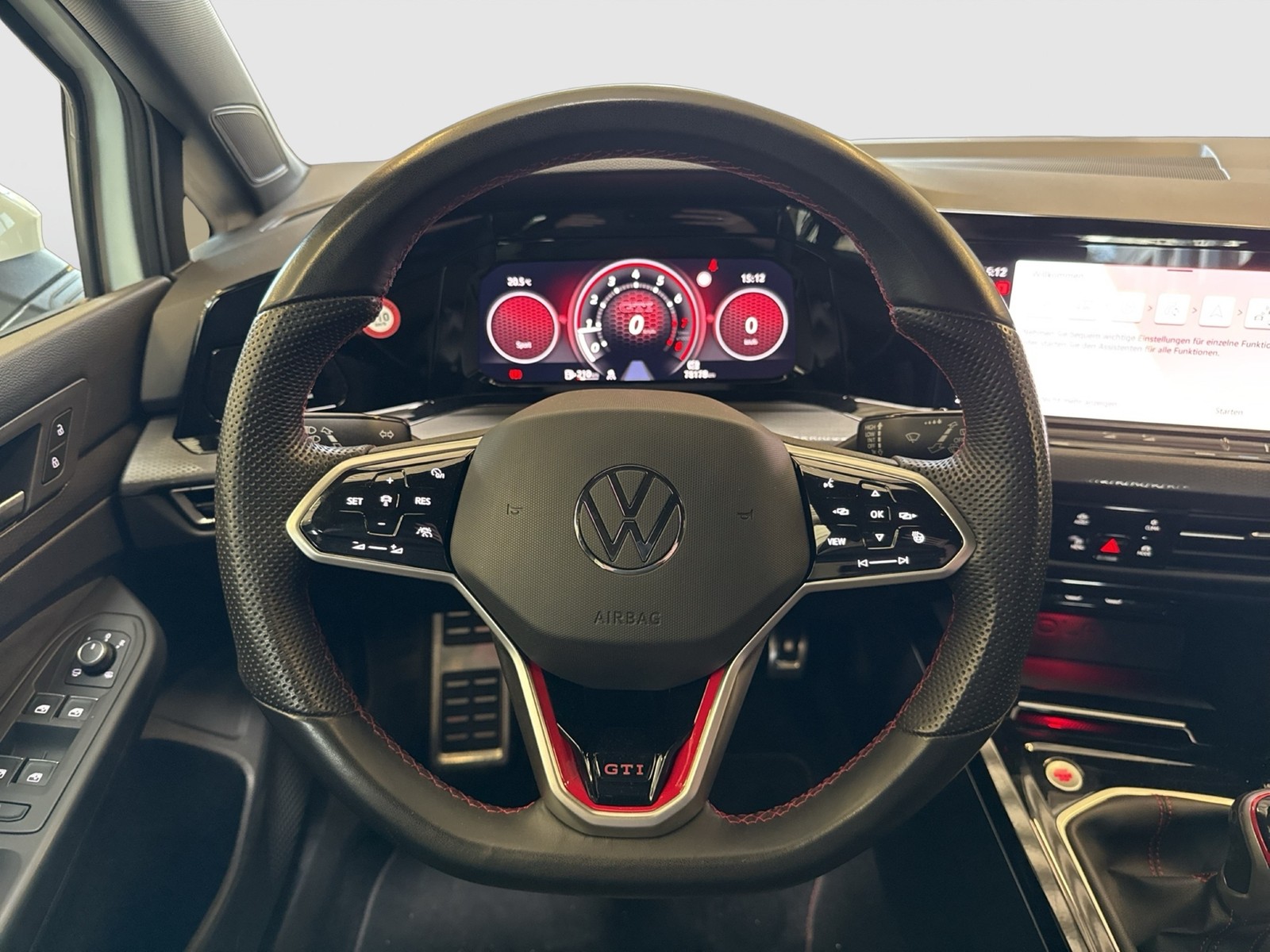 Volkswagen Golf VIII 2.0 GTI AHK CAM ACC LM19 NAVI LED+