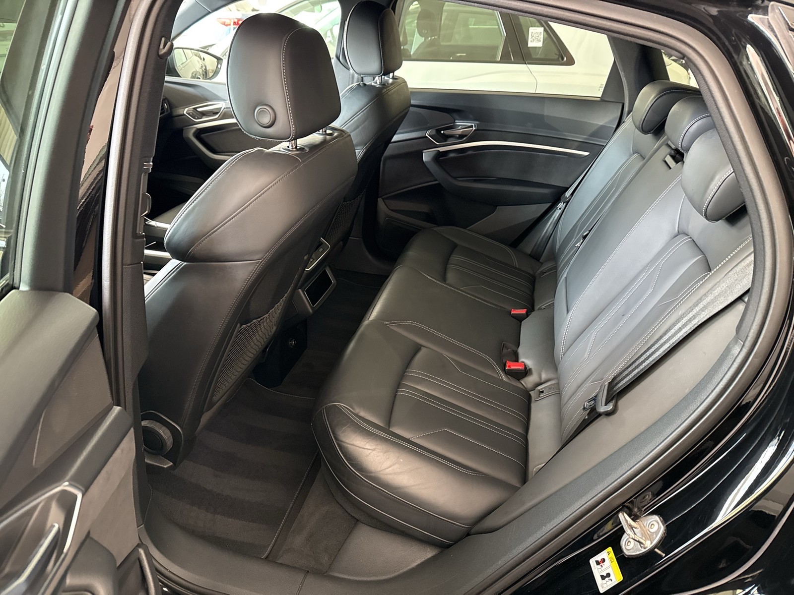 Audi e-tron Sportback 55 quattro S LINE BLACKPAK LM20