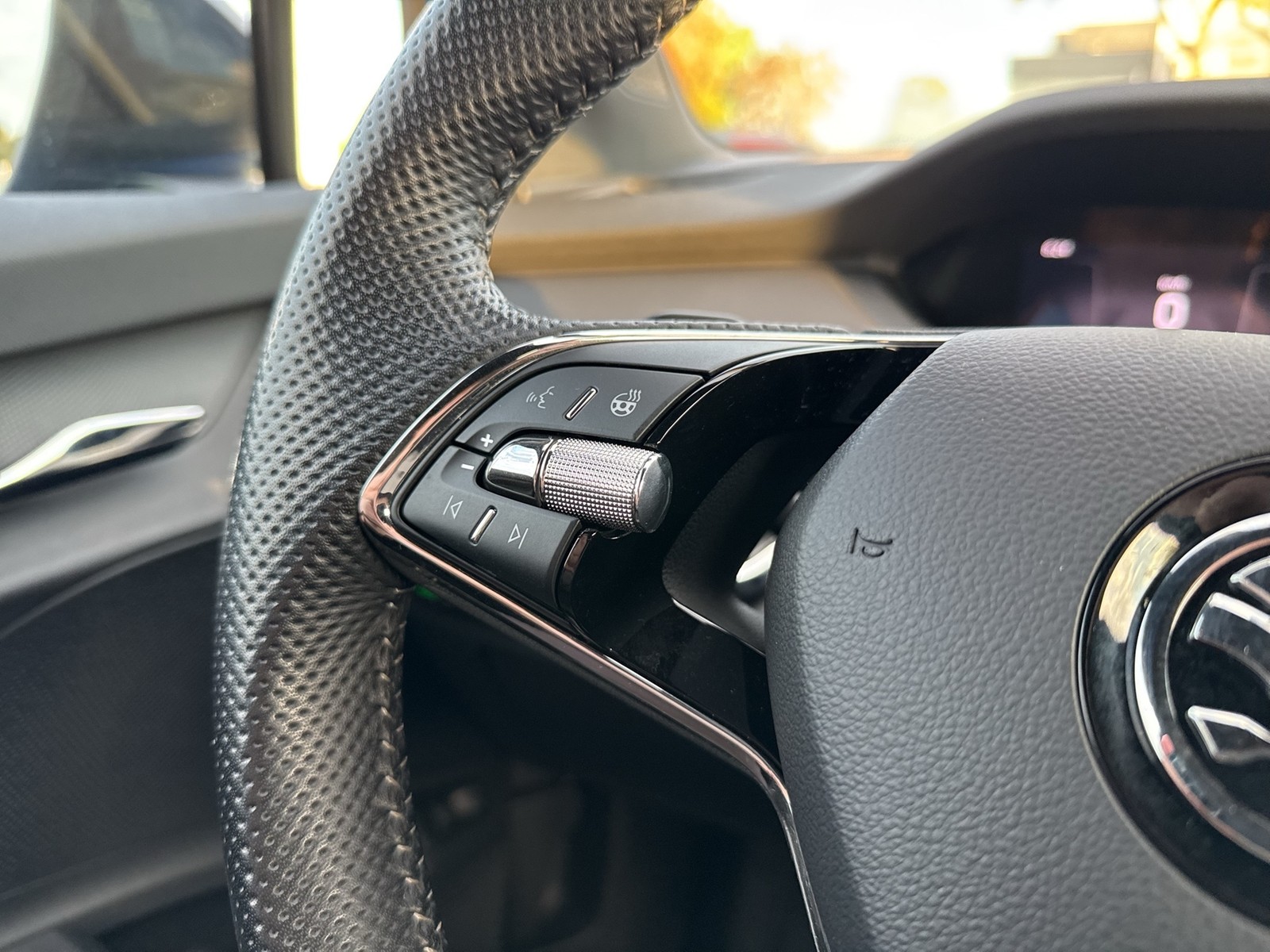 Skoda Enyaq 80 SPORTLINE AHK CAM LM20 MATRIX E-KLAPPE