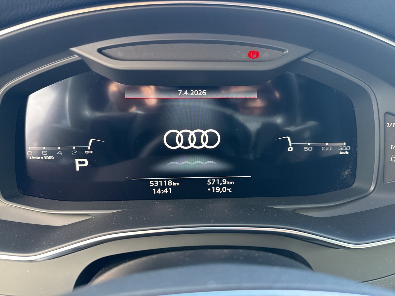 Audi A6 Avant 45 quattro sport PANO AHK CAM ACC LM19