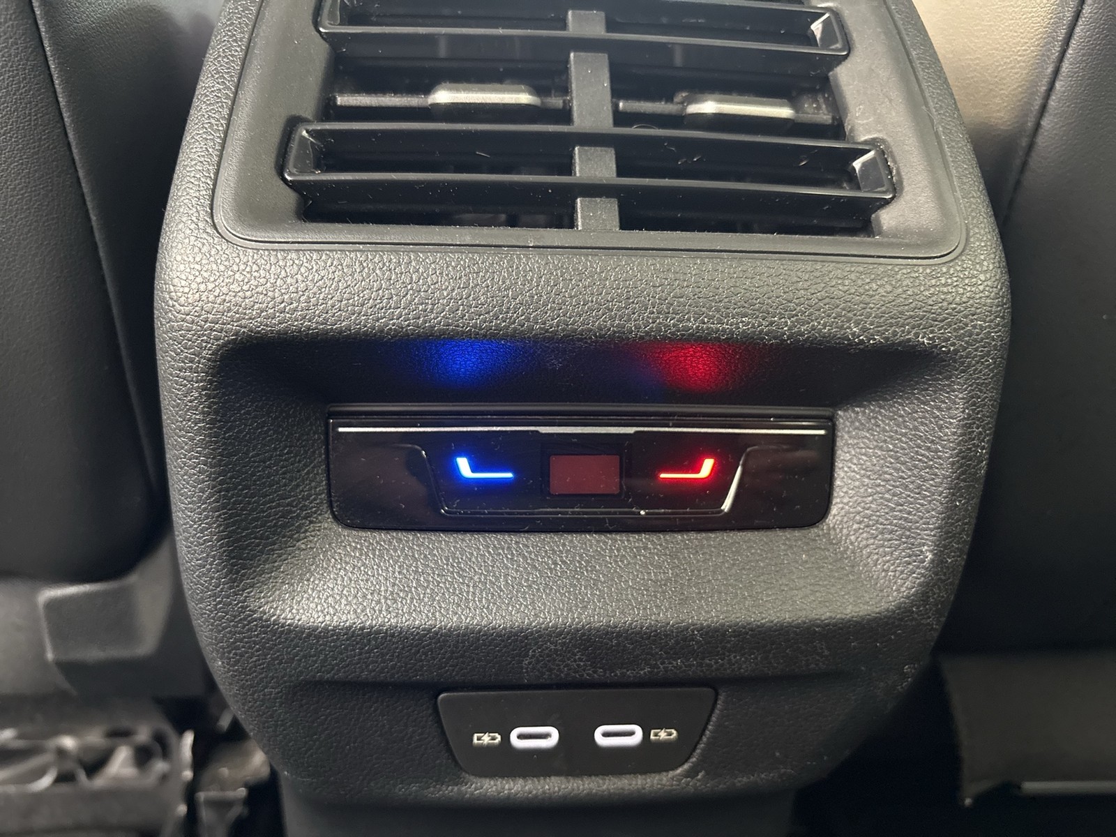 Volkswagen Tayron 1.5 HYBRID LIFE AHK CAM ACC LM18 LED+ NAVI