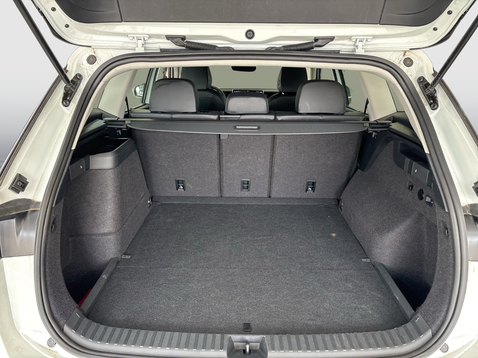 Volkswagen Tayron 1.5 HYBRID LIFE AHK CAM ACC LM18 LED+ NAVI