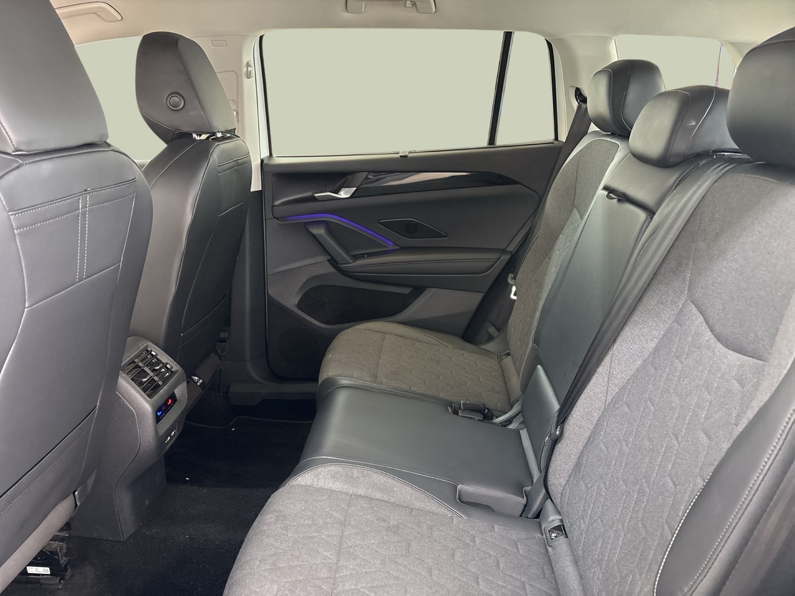 Volkswagen Tayron 1.5 HYBRID LIFE AHK CAM ACC LM18 LED+ NAVI