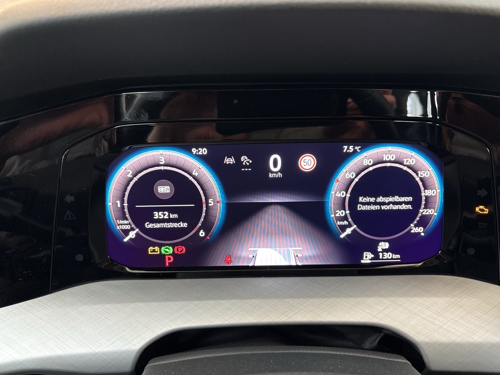 Volkswagen Golf Variant VIII 2.0 LIFE FACELIFT AHK ACC ALU