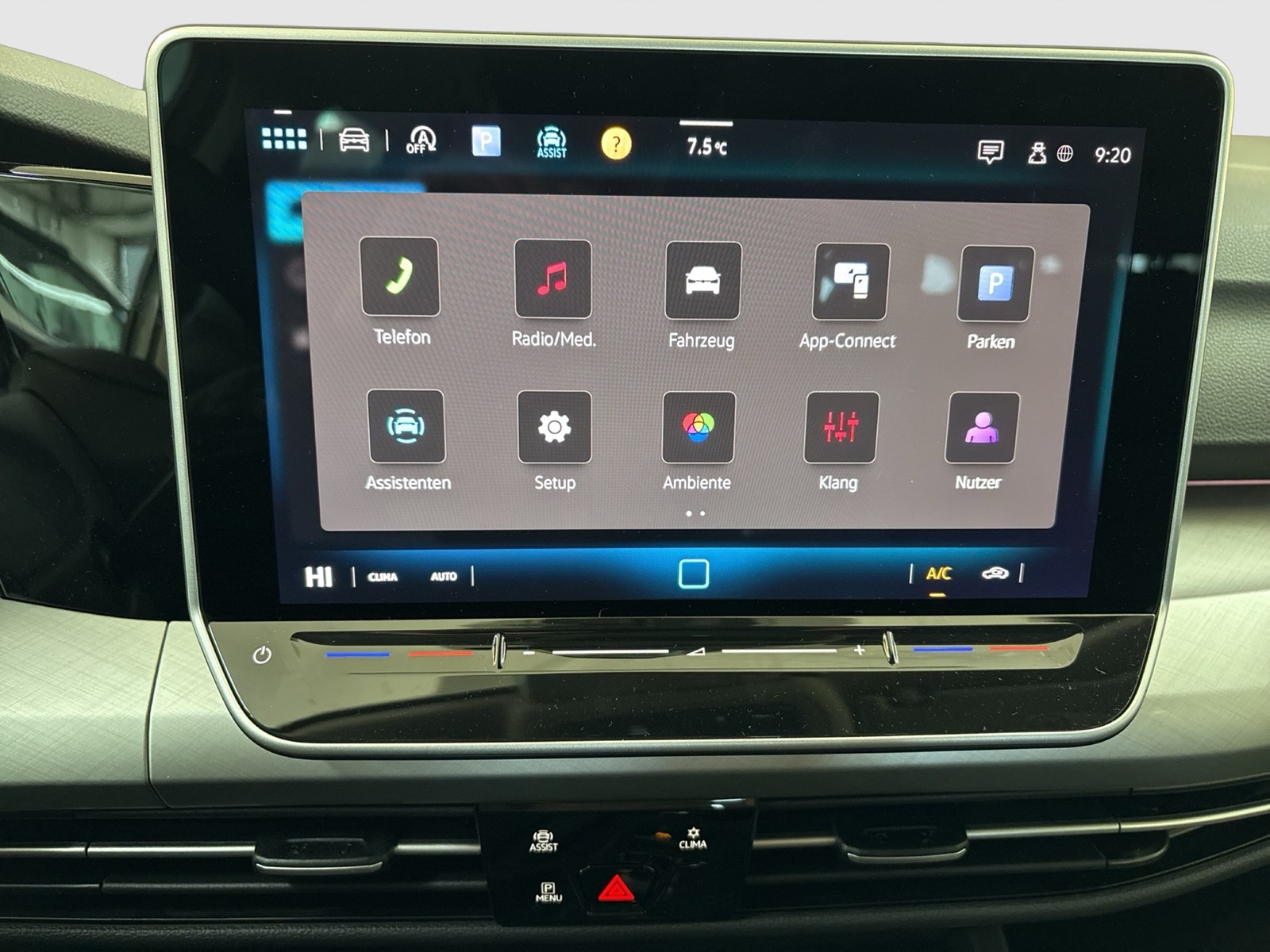 Volkswagen Golf Variant VIII 2.0 LIFE FACELIFT AHK ACC ALU