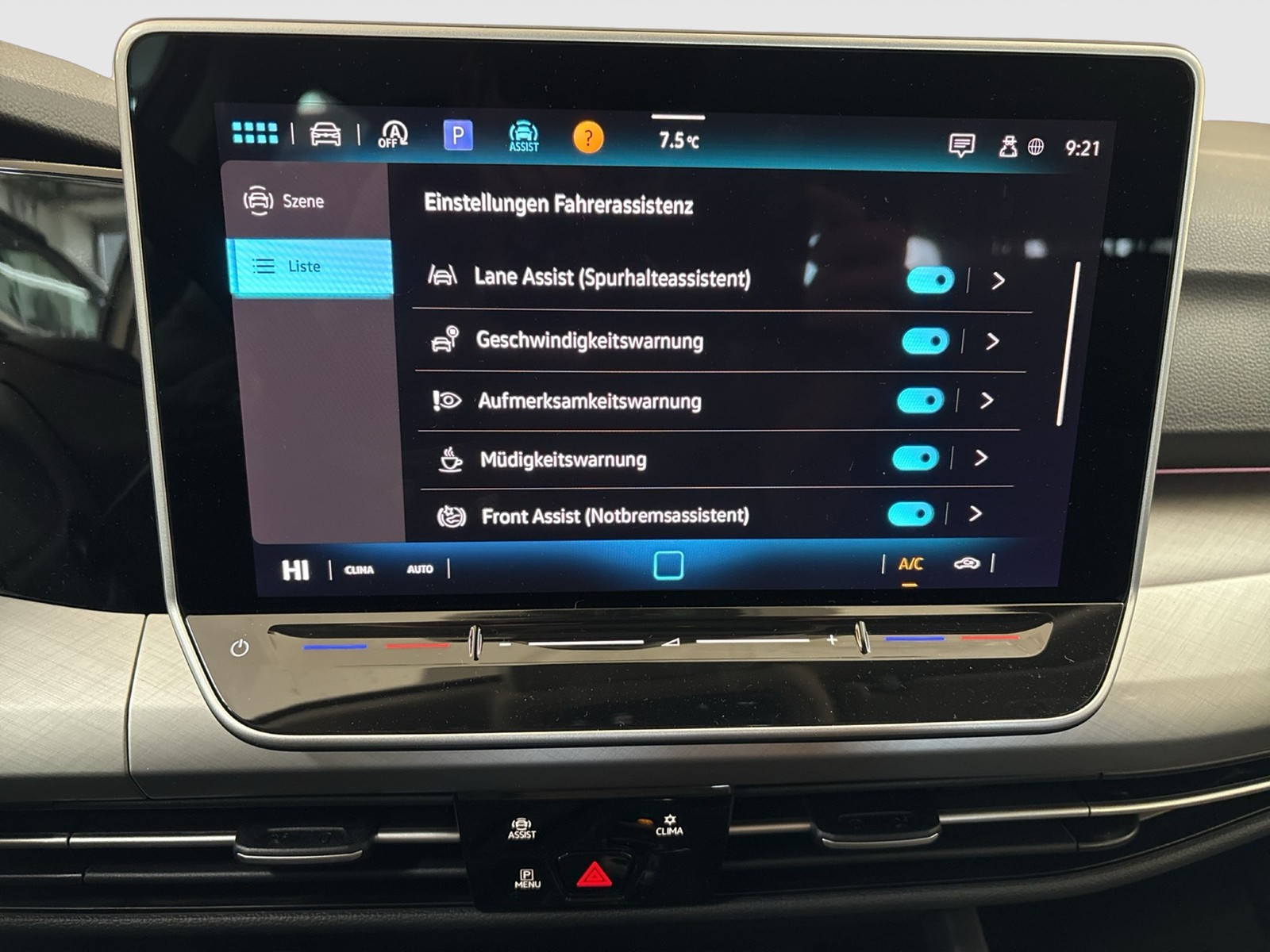 Volkswagen Golf Variant VIII 2.0 LIFE FACELIFT AHK ACC ALU