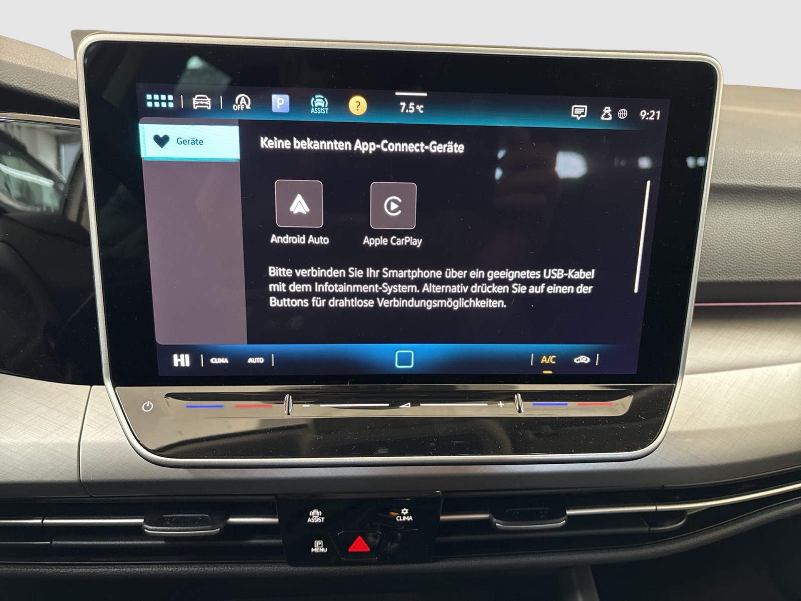 Volkswagen Golf Variant VIII 2.0 LIFE FACELIFT AHK ACC ALU