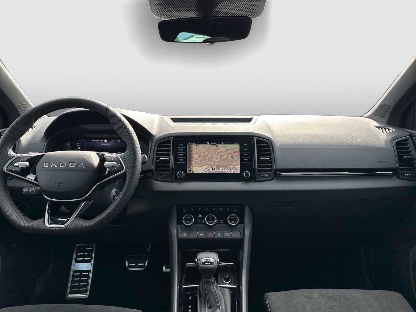 Skoda Karoq 2.0 SPORTLINE 4X4 PANO CAM ACC LM19 MATRIX