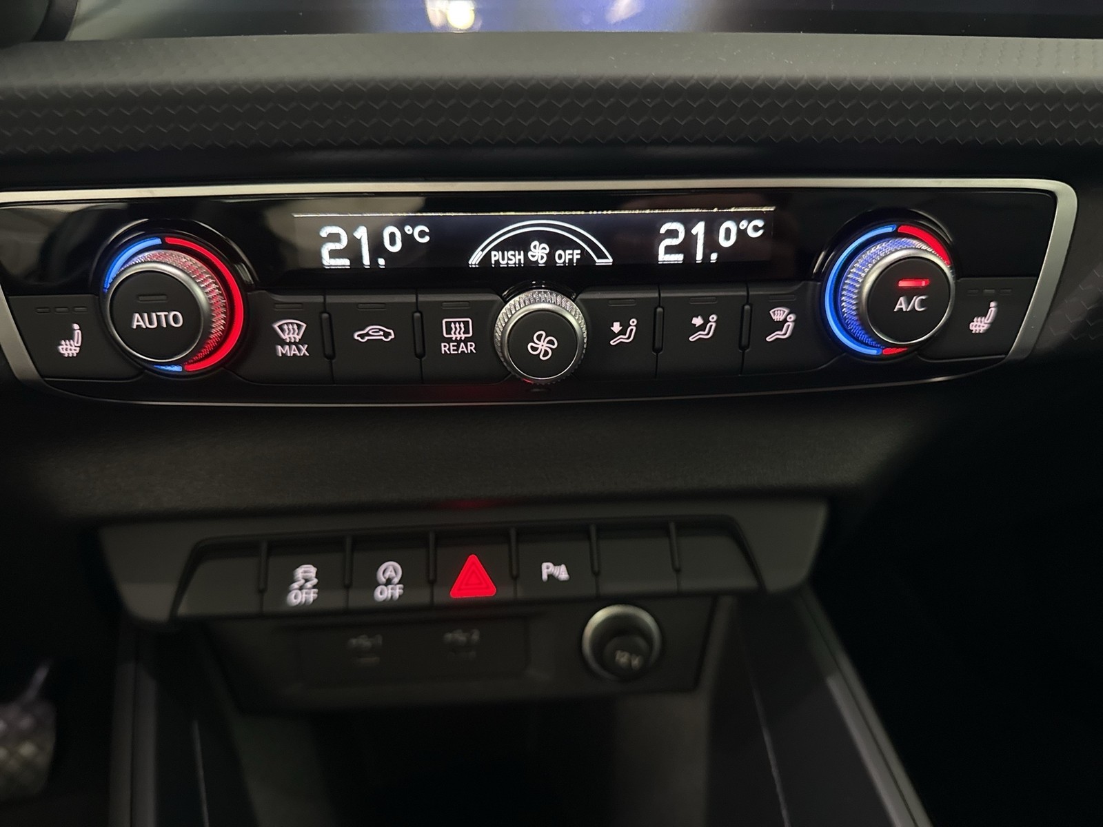 Audi A1 Sportback 25 advanced KAMERA NAVI LED SITZHEIZ