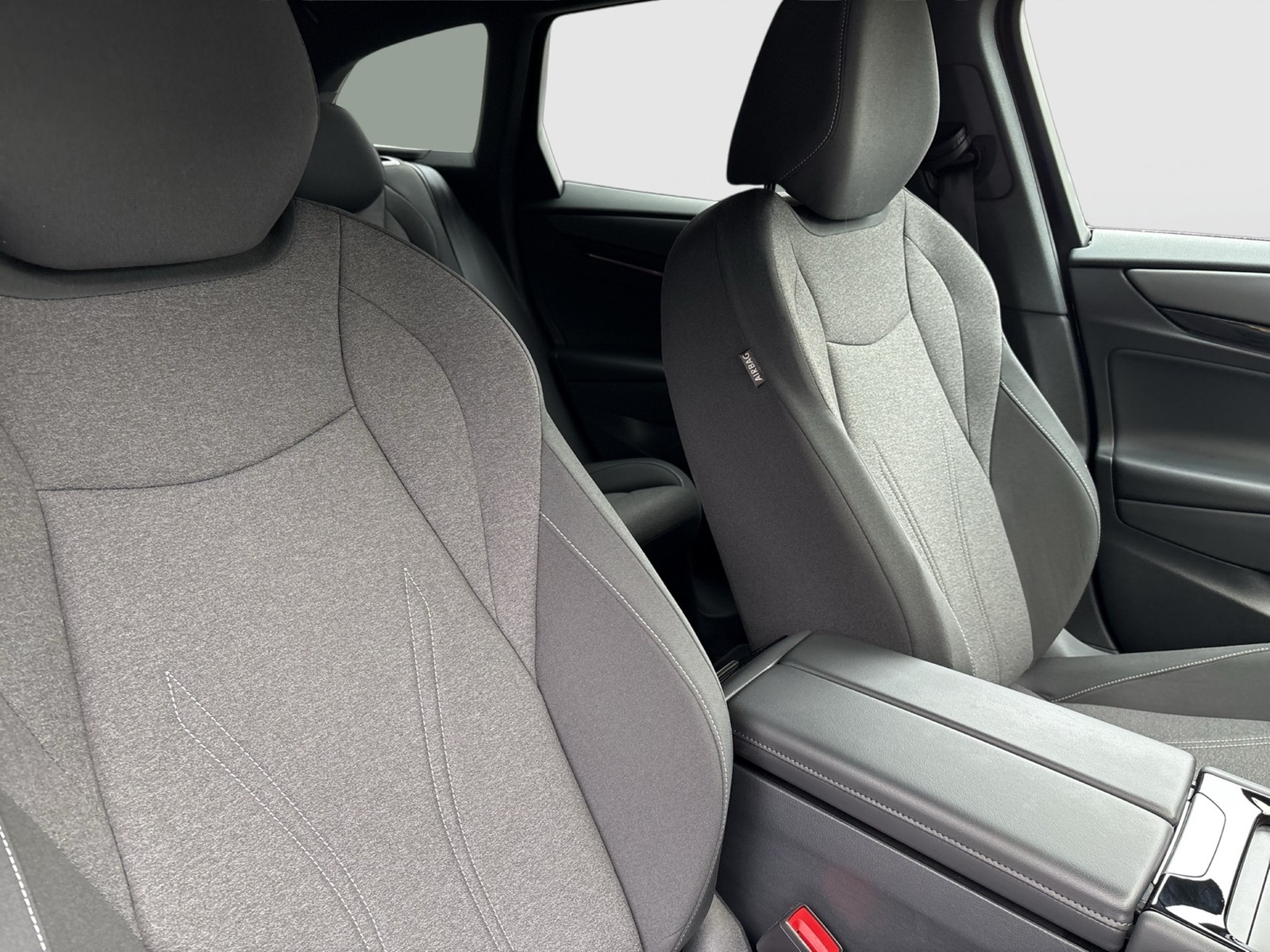Volkswagen ID.7 Tourer PRO WÄRMEPUMPE AHK CAM ACC LM19 NAVI