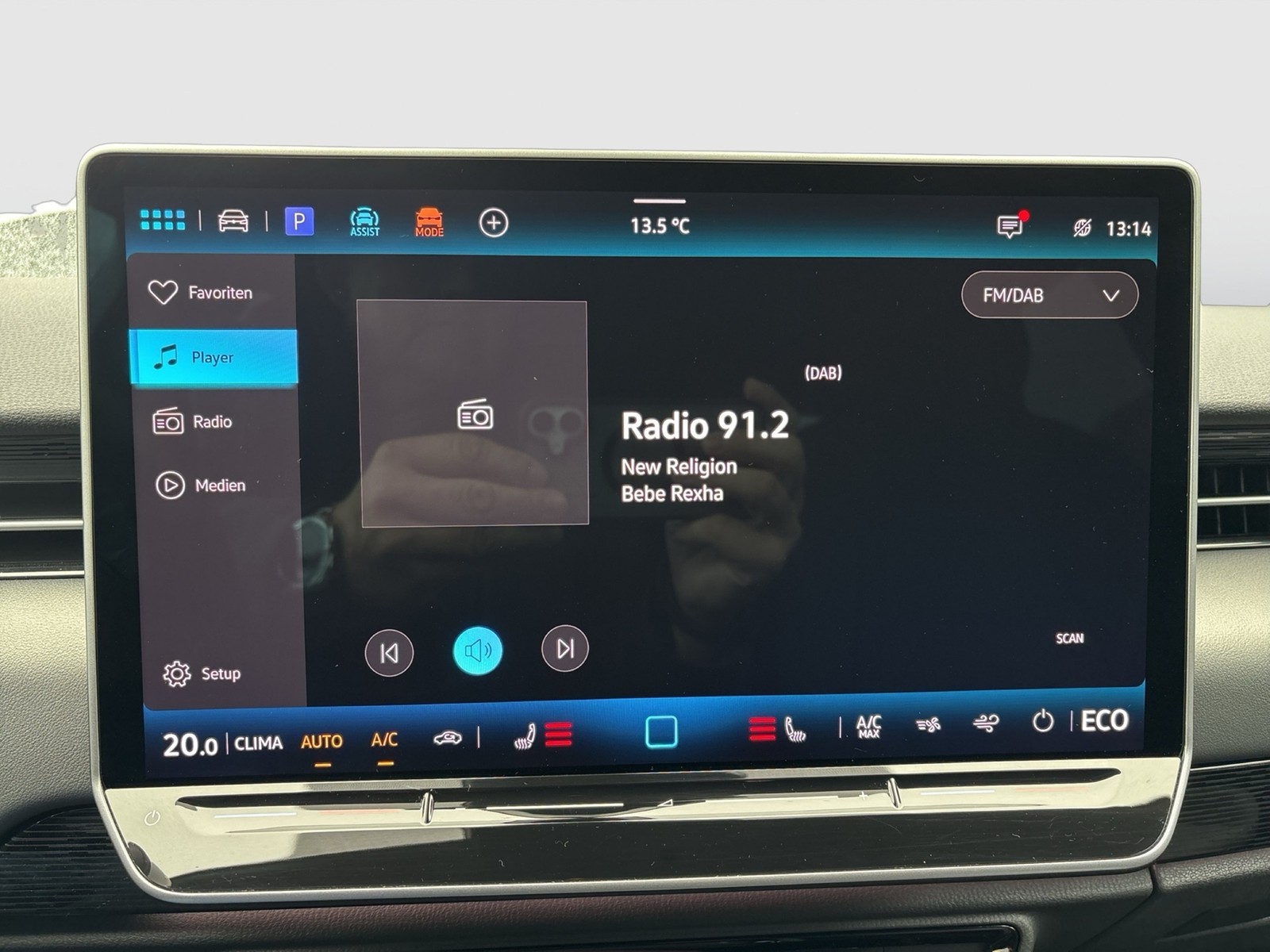 Volkswagen ID.7 Tourer PRO WÄRMEPUMPE AHK CAM ACC LM19 NAVI